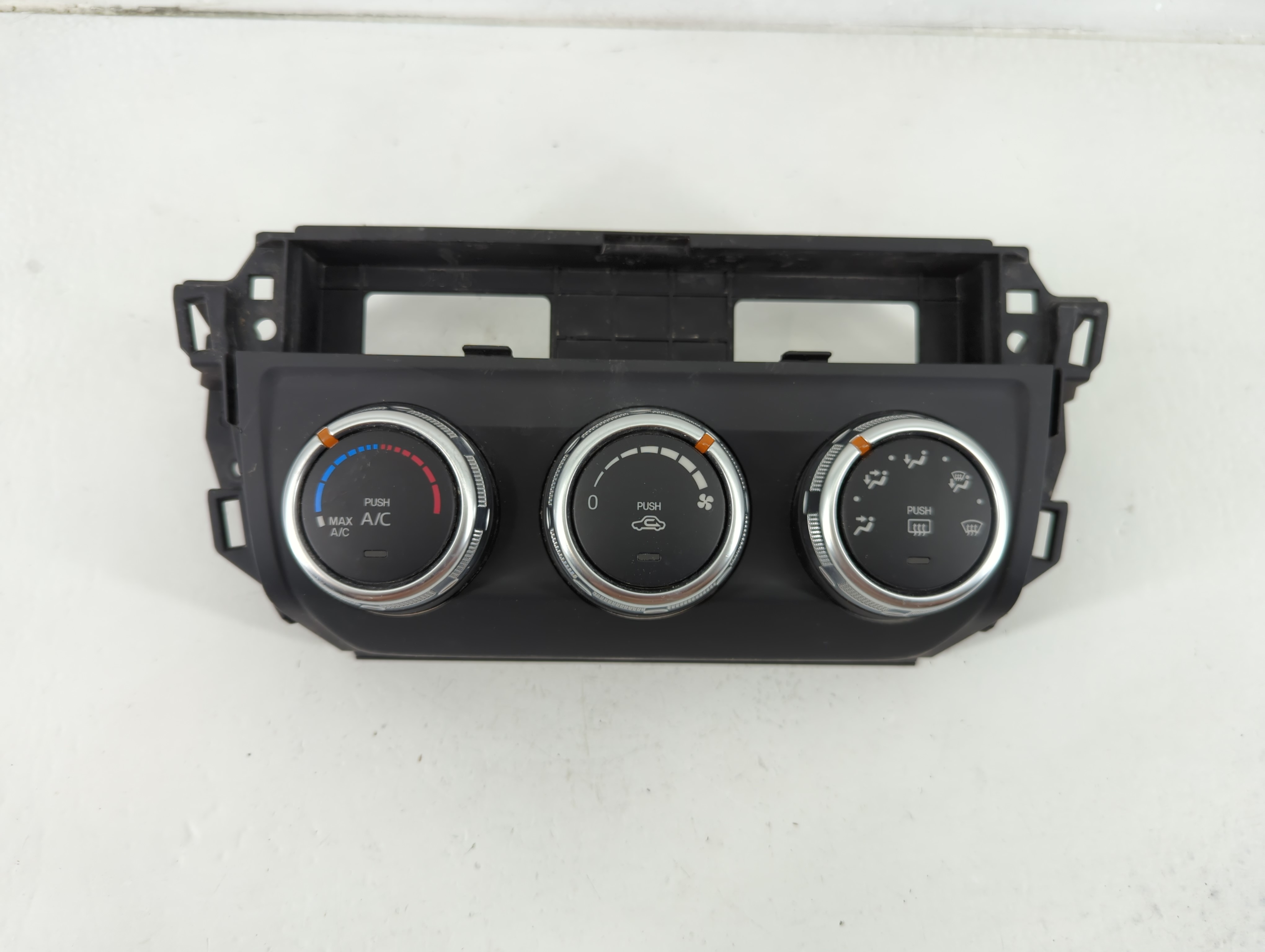 Picture of 2016-2016 Mazda Cx-5 Ac Heater Climate Control 1118661