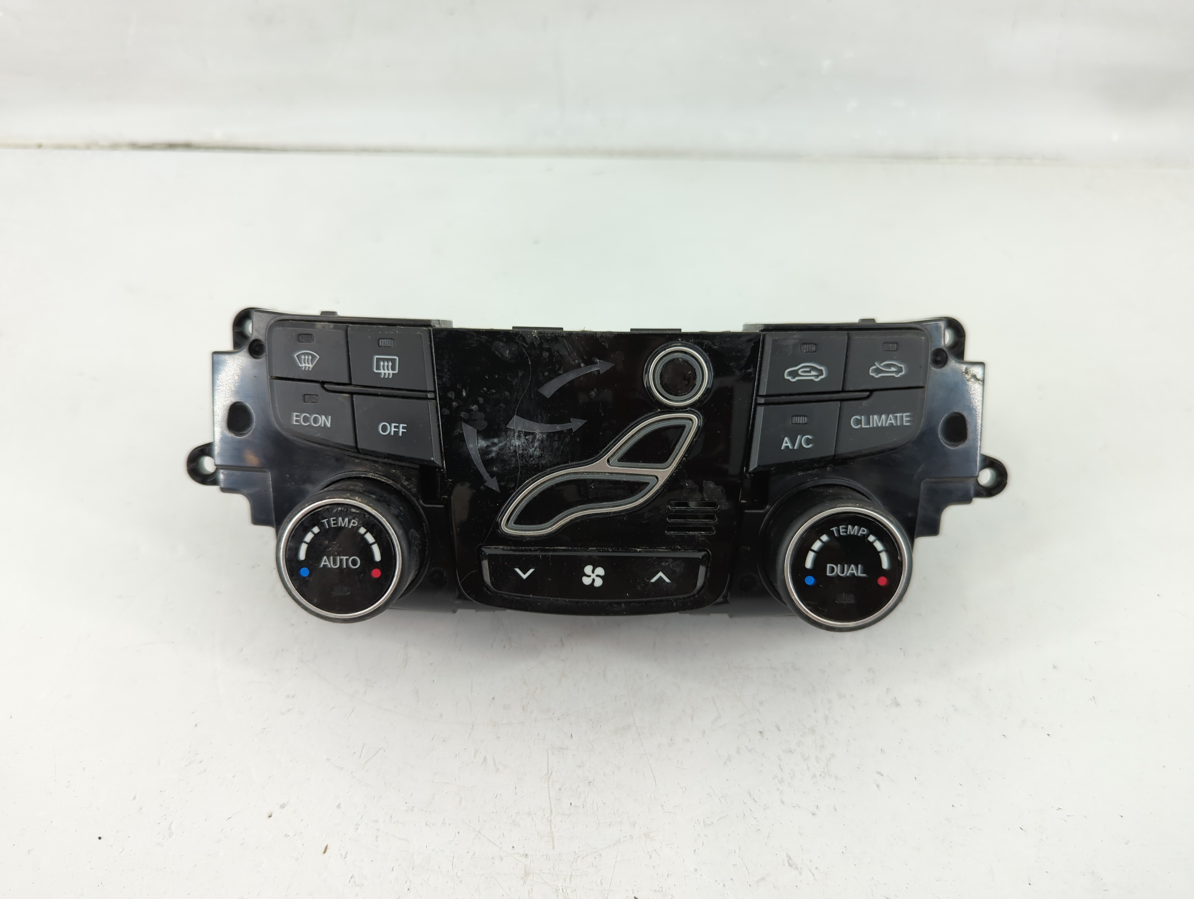 2011-2015 Hyundai Sonata Ac Heater Climate Control 97250-4rdb5 1118662 - Oemusedautoparts1.com