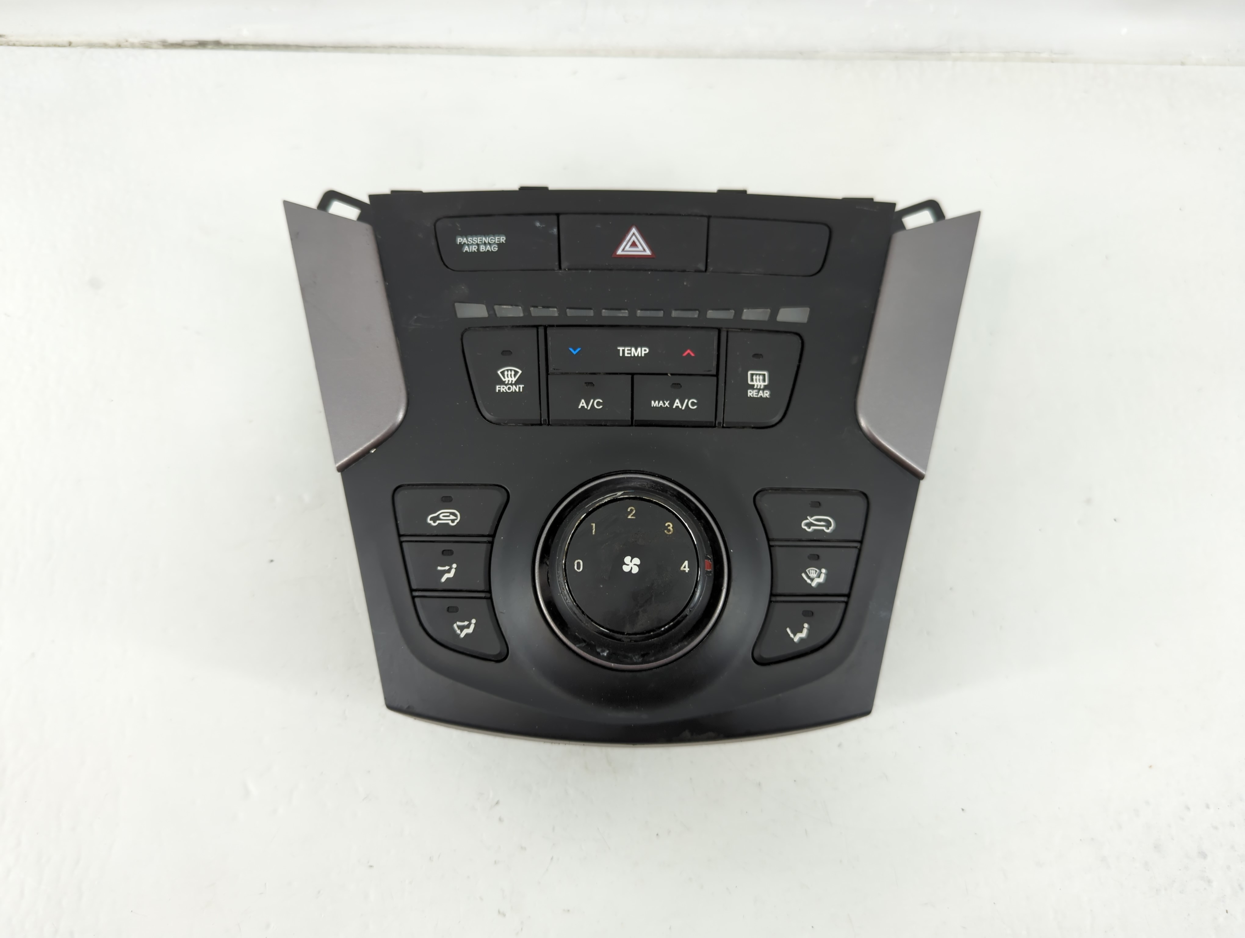 Picture of 2013-2016 Hyundai Santa Fe Ac Heater Climate Control 97250-4z000 1118678