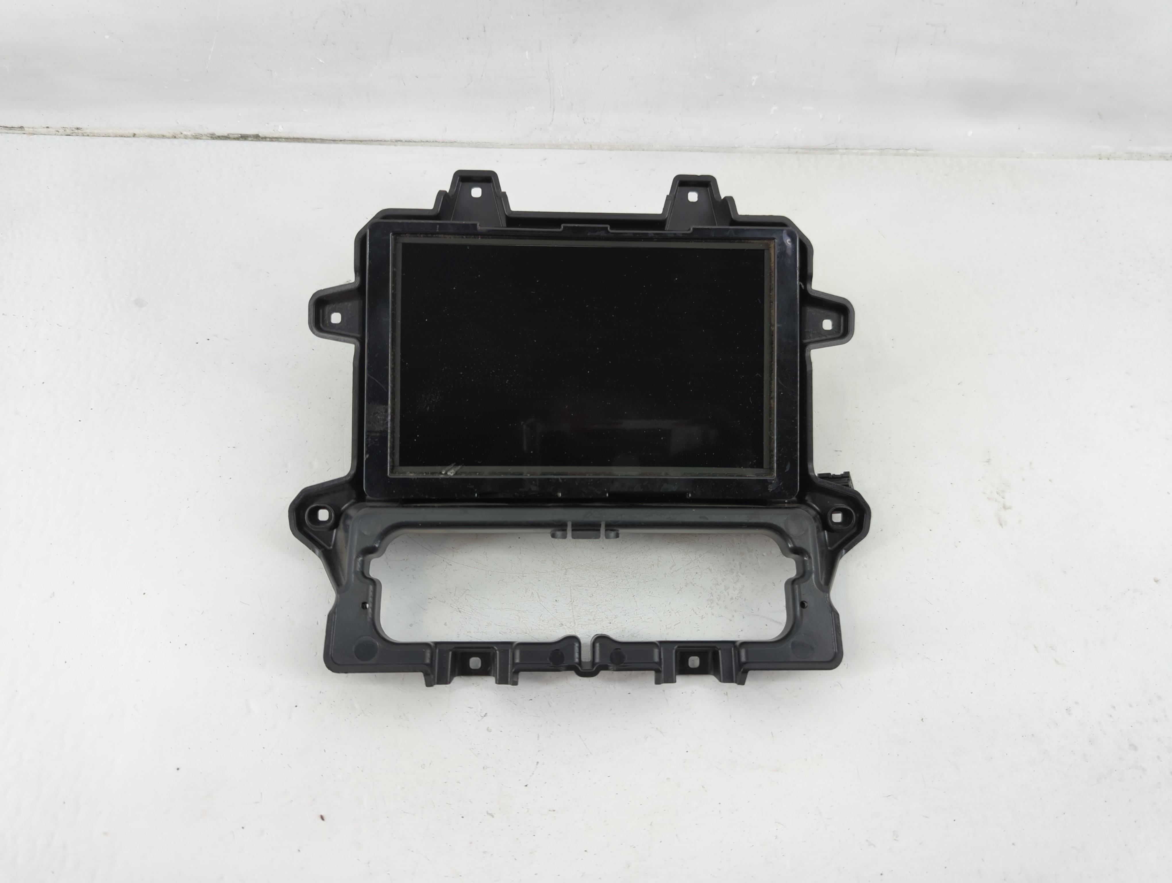 2018-2019 Chevrolet Silverado 1500 Information Display Screen 1118721 - Oemusedautoparts1.com