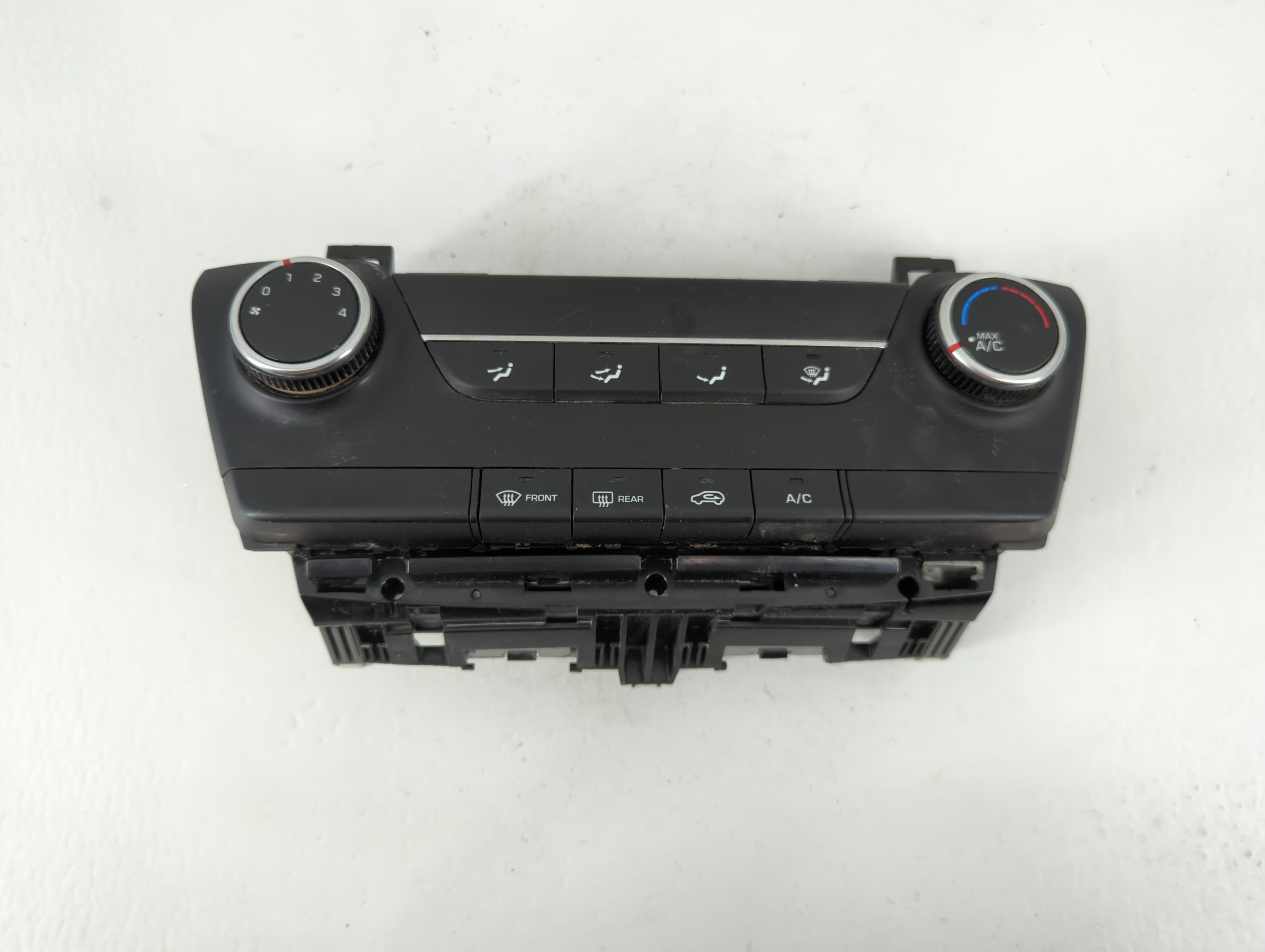 2019-2021 Hyundai Tucson Ac Heater Climate Control 97250-d3ak0 1118737 - Oemusedautoparts1.com