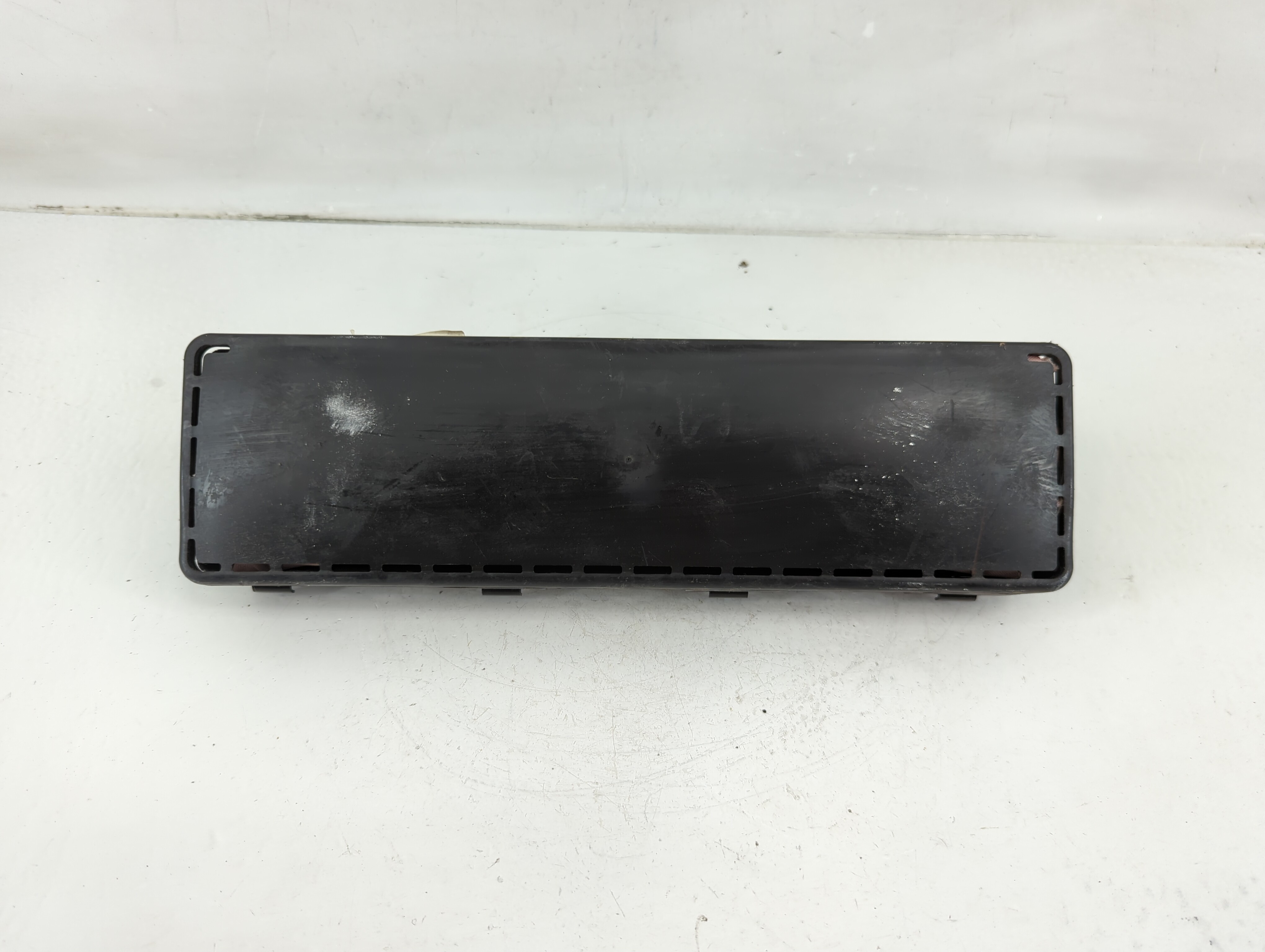 Picture of 2014-2016 Chrysler Town & Country Air Bag Driver Left Knee Oem 1118761