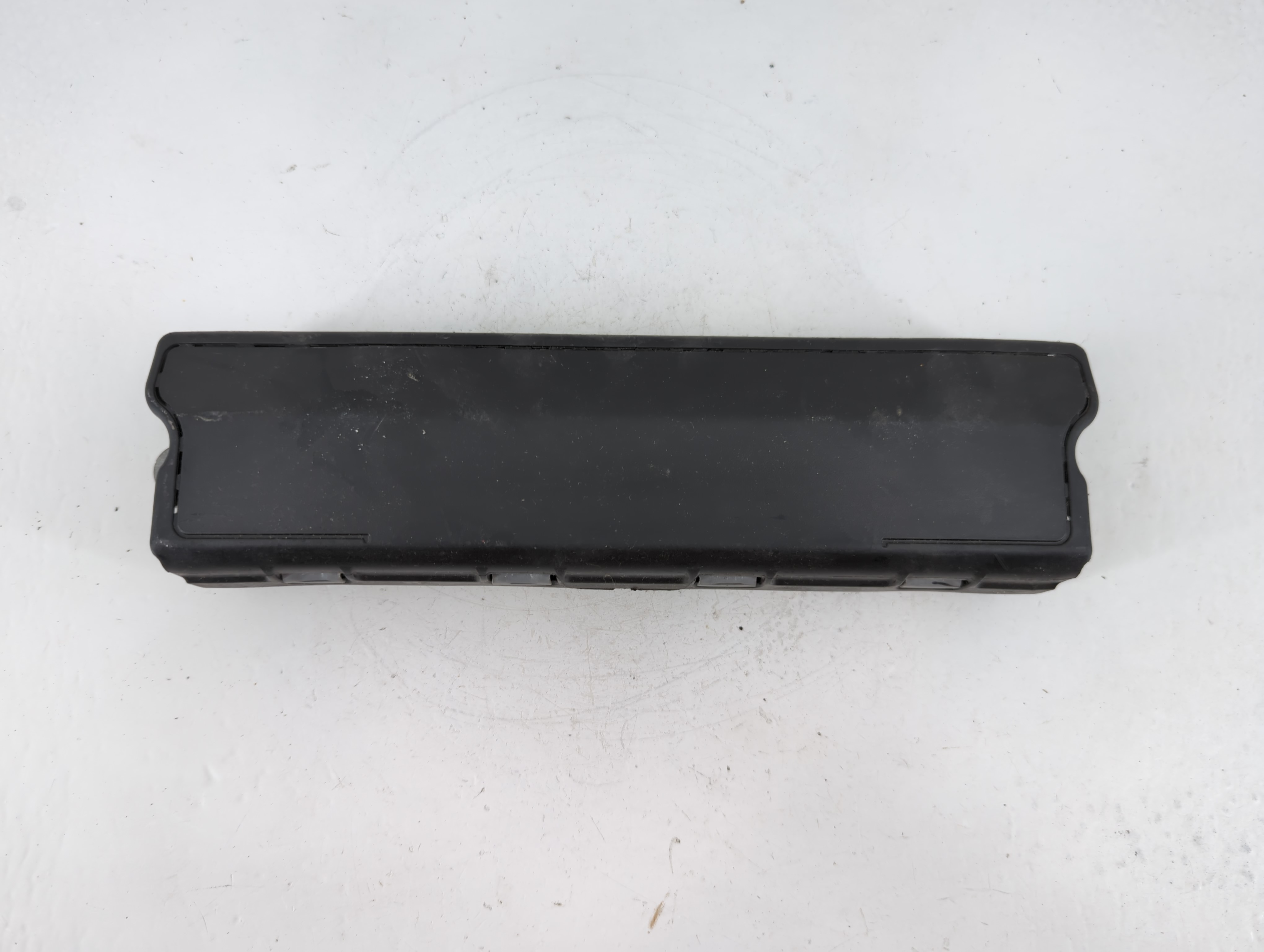 2013-2016 Ford Focus Air Bag Driver Left Knee Oem 1118763 - Oemusedautoparts1.com