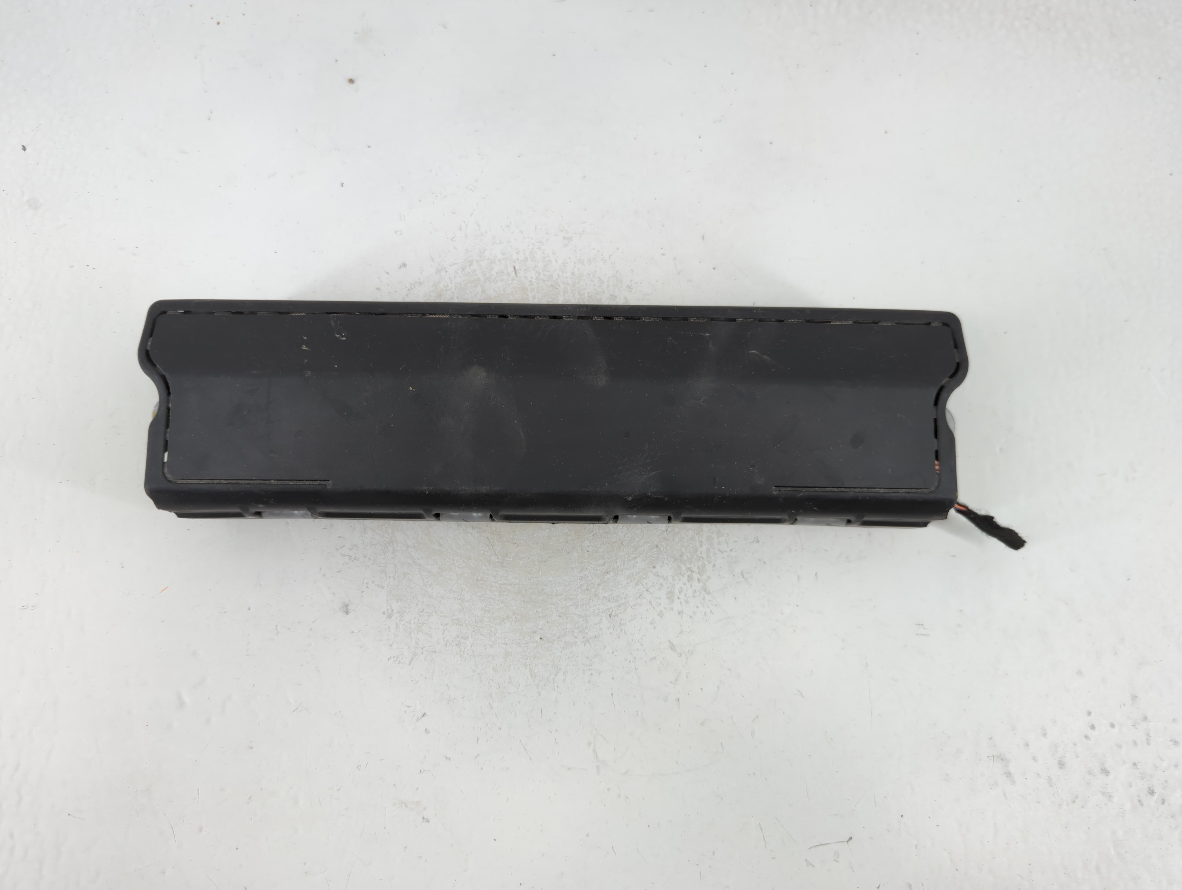 2016-2021 Chevrolet Malibu Air Bag Driver Left Knee Oem 1118785 - Oemusedautoparts1.com