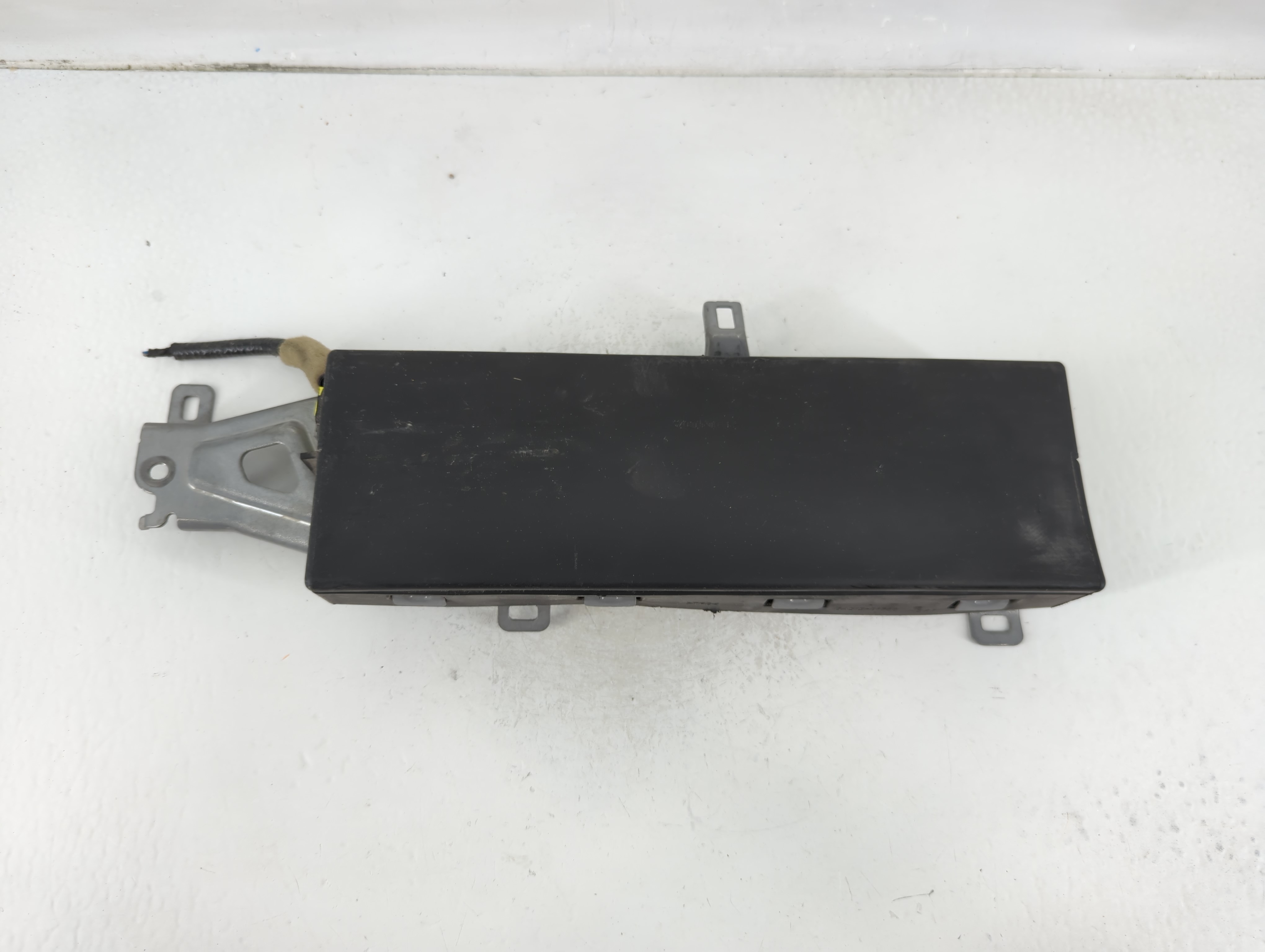 2018-2022 Honda Accord Air Bag Passenger Right Knee Oem 1118786 - Oemusedautoparts1.com