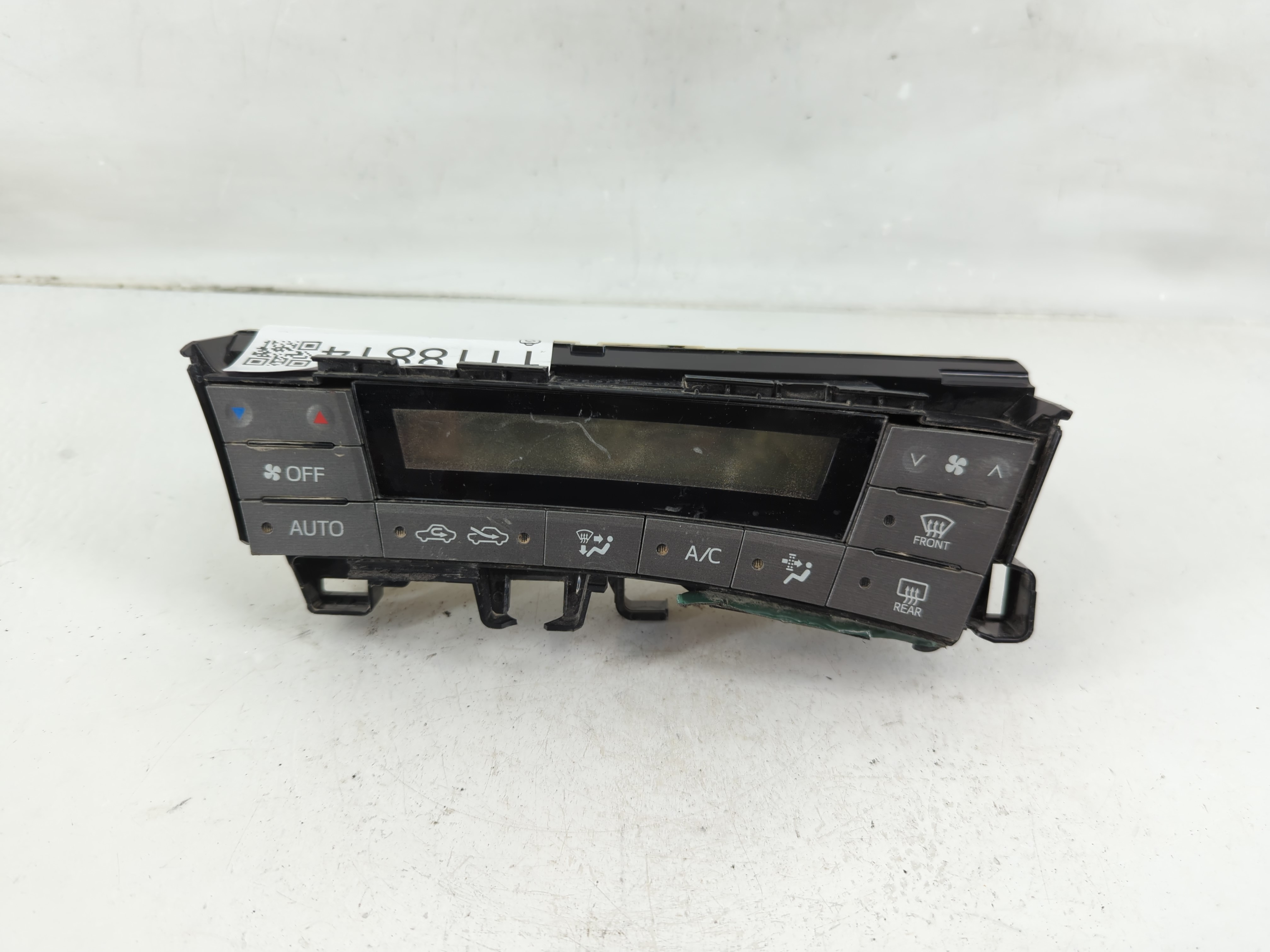 2013-2015 Toyota Prius Ac Heater Climate Control 75d726 1118814 - Oemusedautoparts1.com