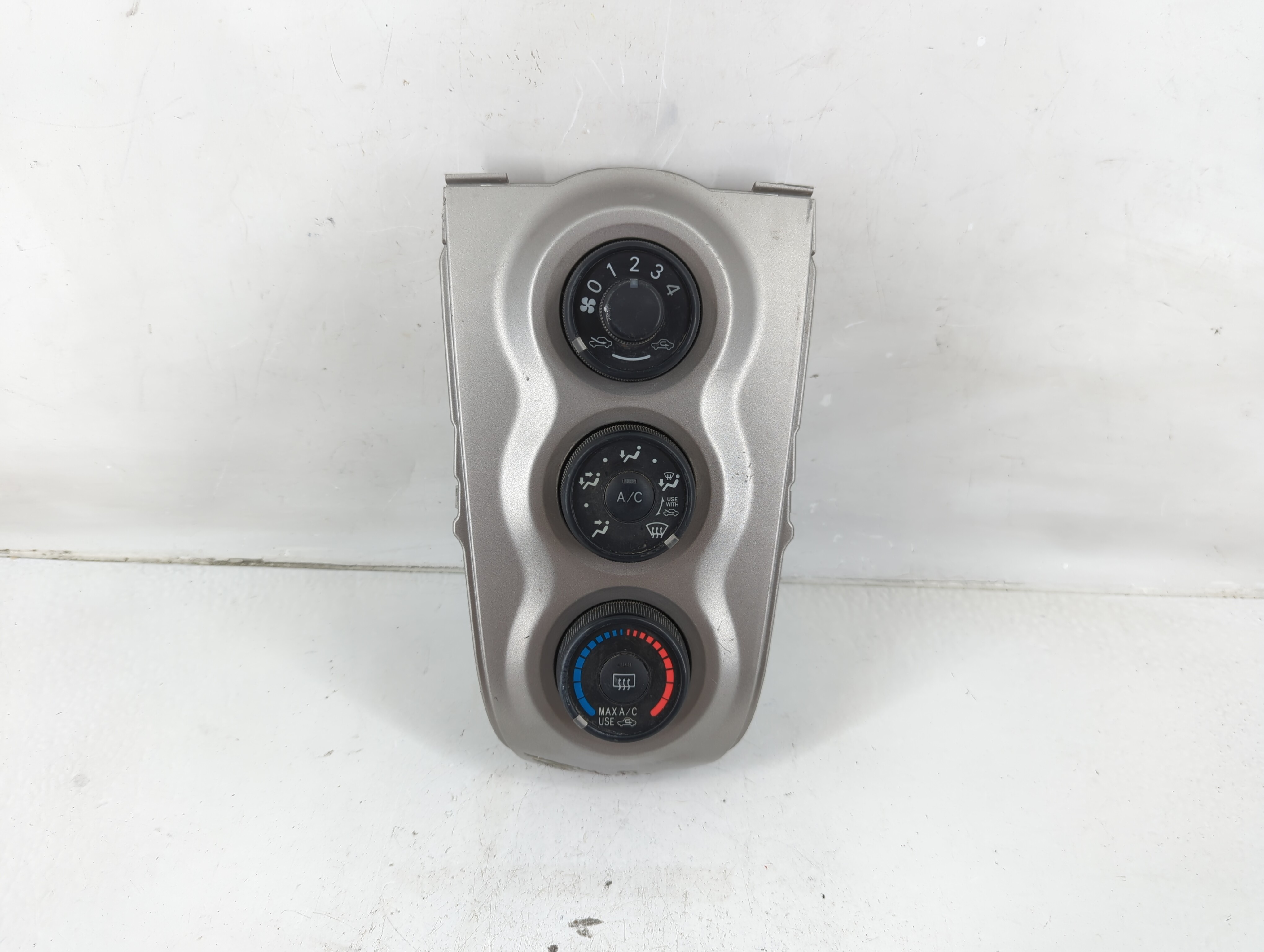 2009-2011 Toyota Yaris Ac Heater Climate Control 55406-52120 1118815 - Oemusedautoparts1.com