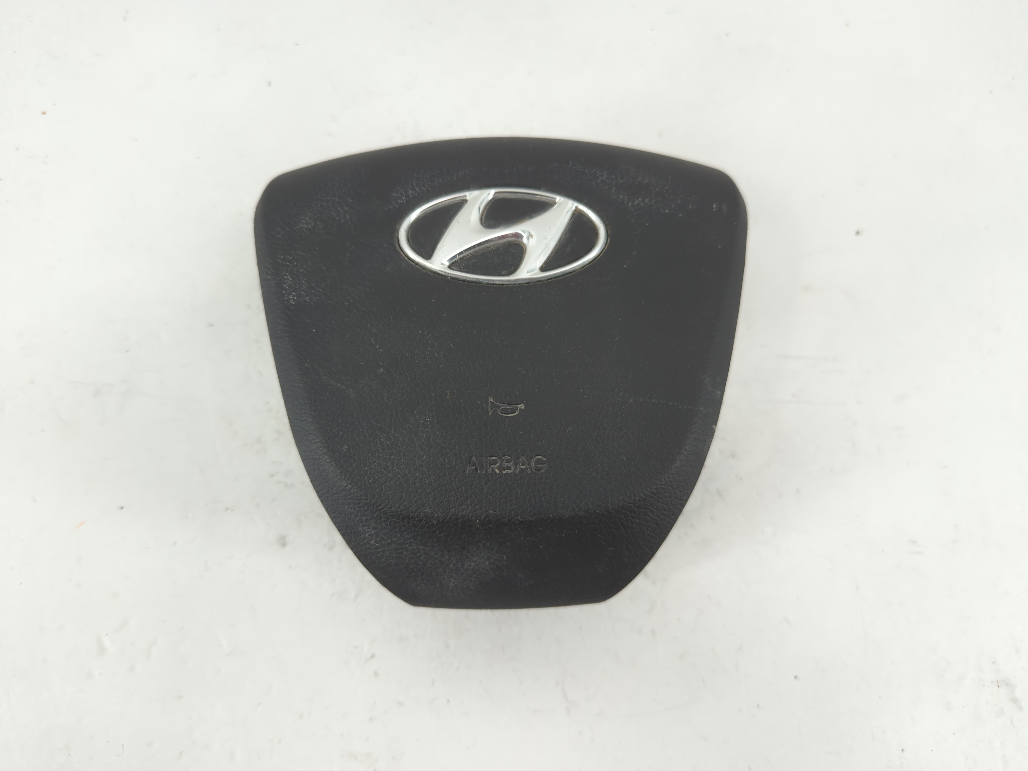2012-2017 Hyundai Accent Air Bag Driver Left Steering Wheel Mounted 1118836 - Oemusedautoparts1.com