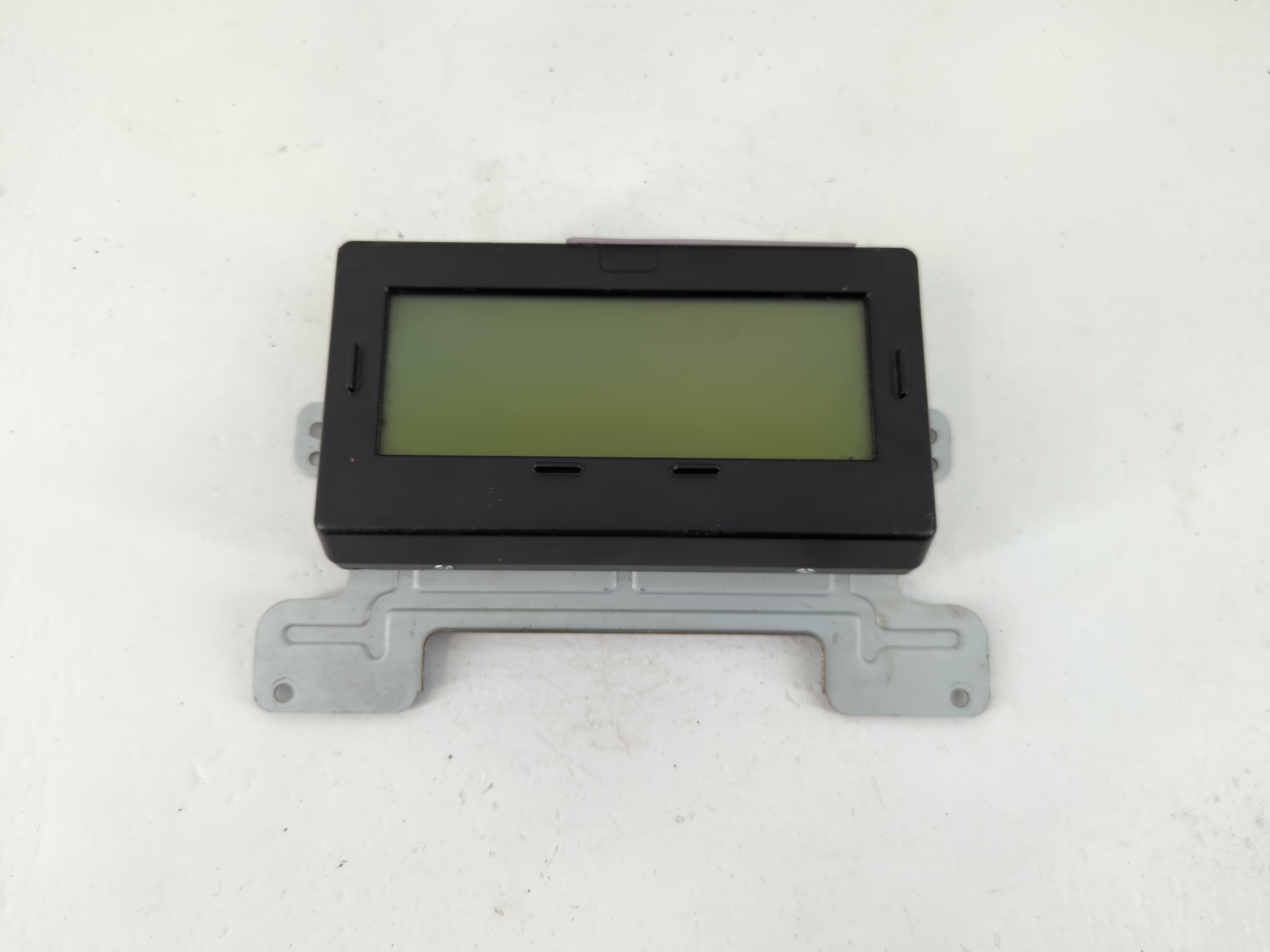 2009-2014 Hyundai Genesis Information Display Screen 1118865 - Oemusedautoparts1.com