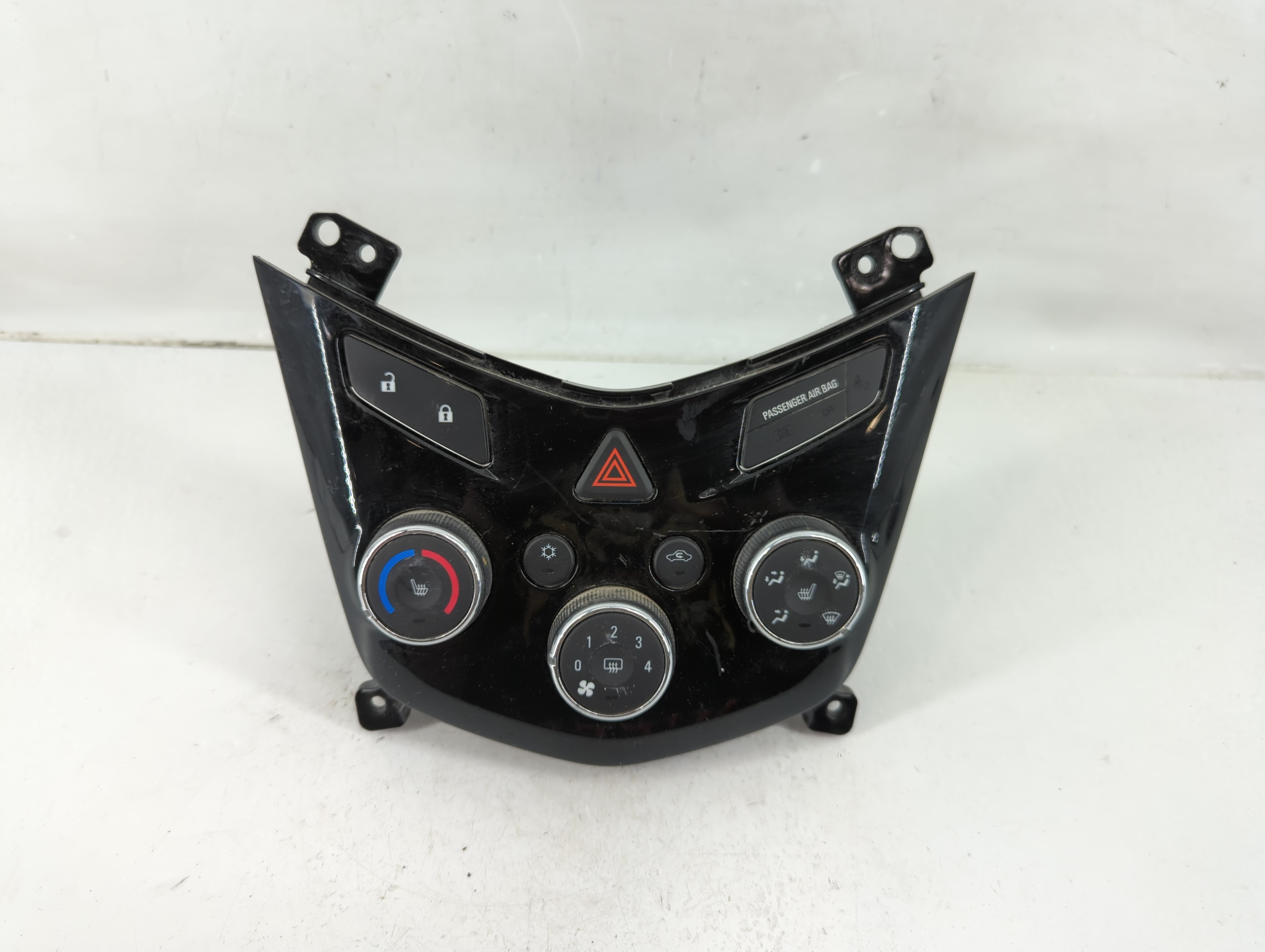 2017-2019 Chevrolet Sonic Ac Heater Climate Control 42521802 1118871 - Oemusedautoparts1.com