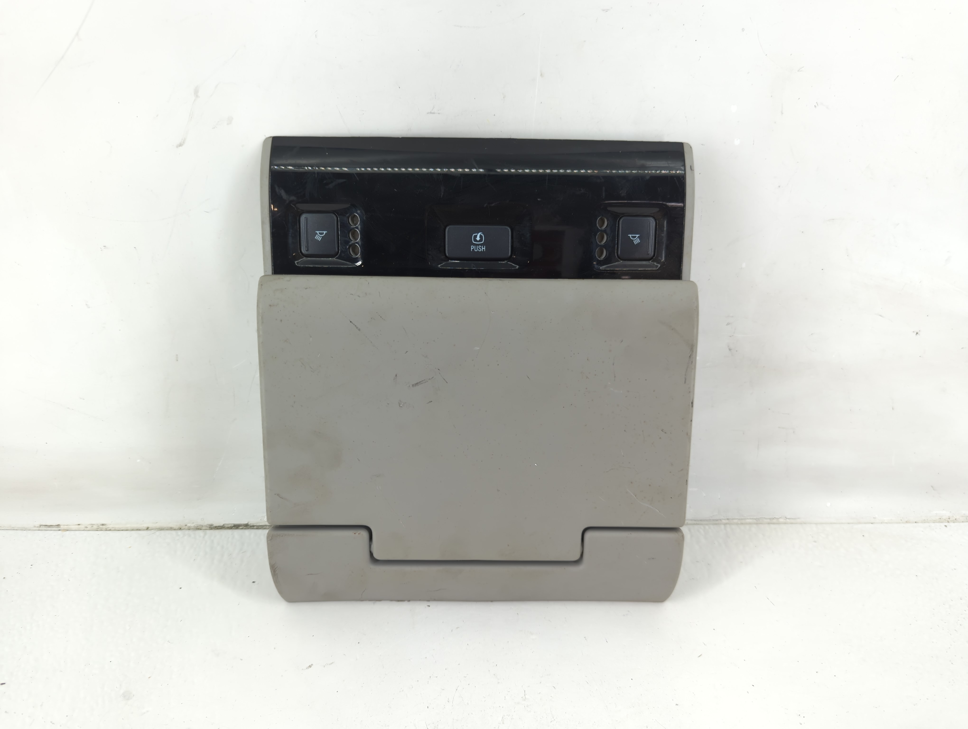 Gmc Yukon Xl Information Display Screen 1118942 - Oemusedautoparts1.com