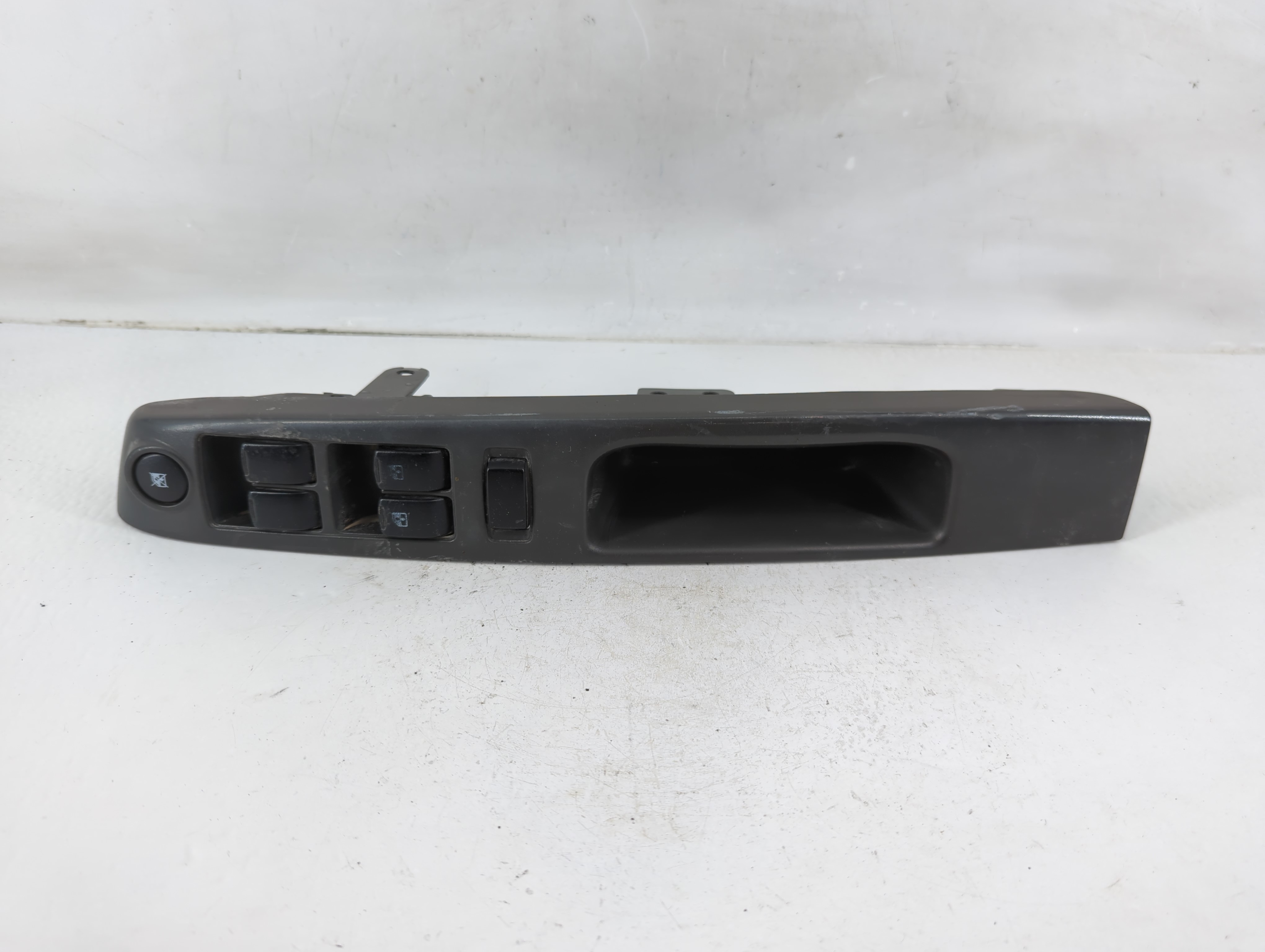 2013-2016 Chevrolet Spark Driver Left Door Master Power Window Switch 1118962 - Oemusedautoparts1.com