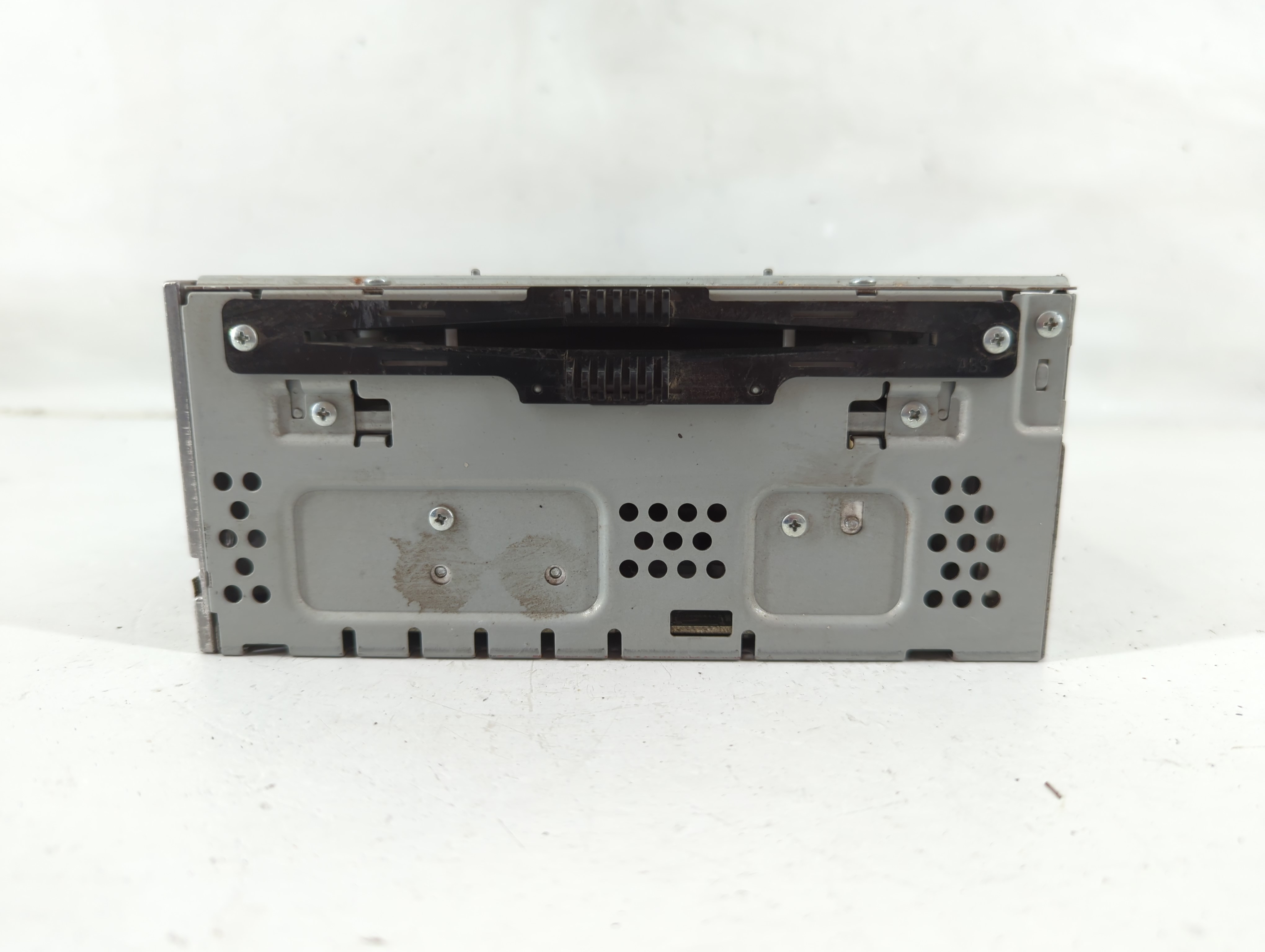 2013-2015 Ford Fusion Am Fm Cd Player Radio Receiver 1118981 - Oemusedautoparts1.com