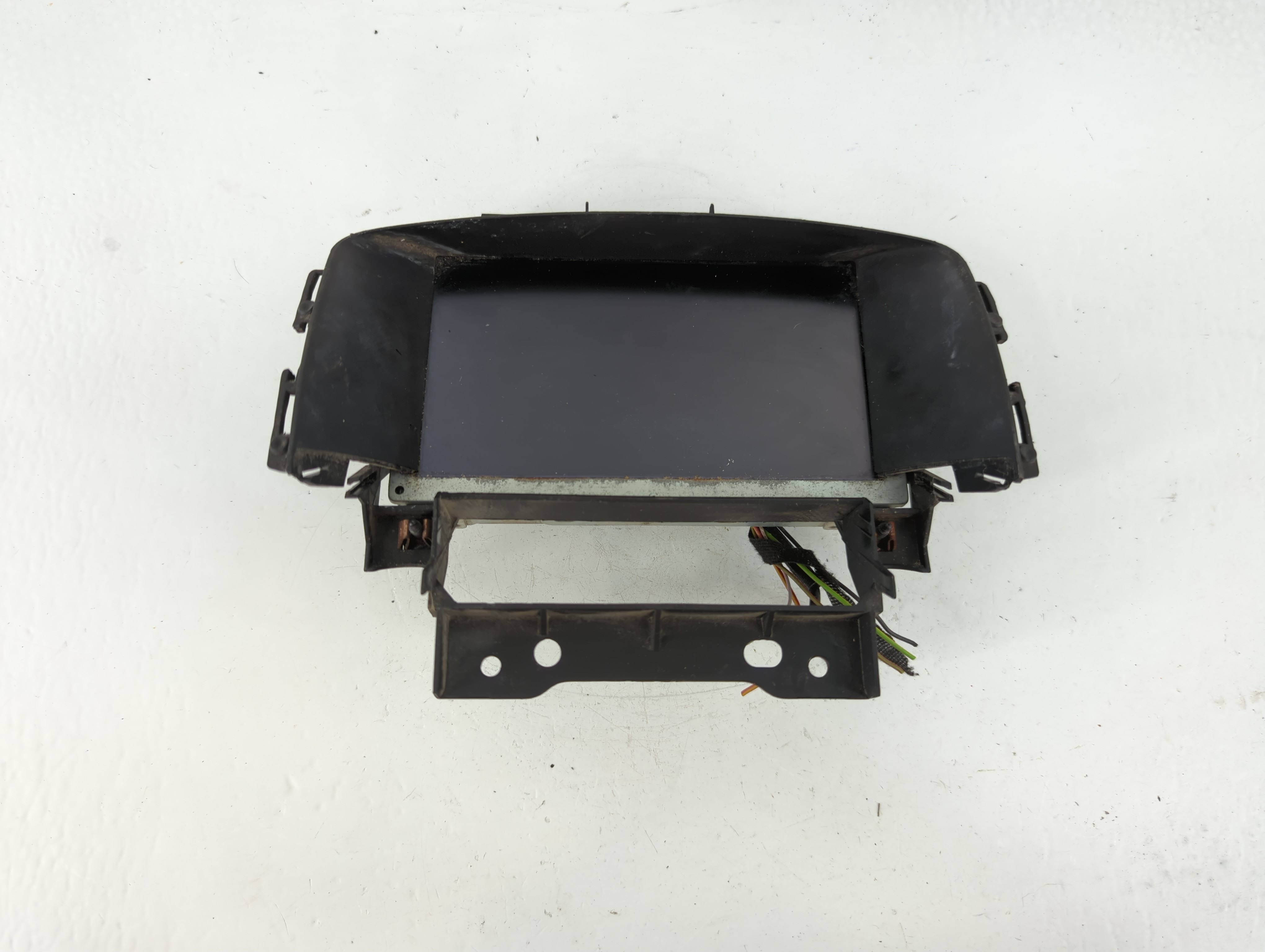 2012-2016 Buick Verano Information Display Screen 1118992 - Oemusedautoparts1.com