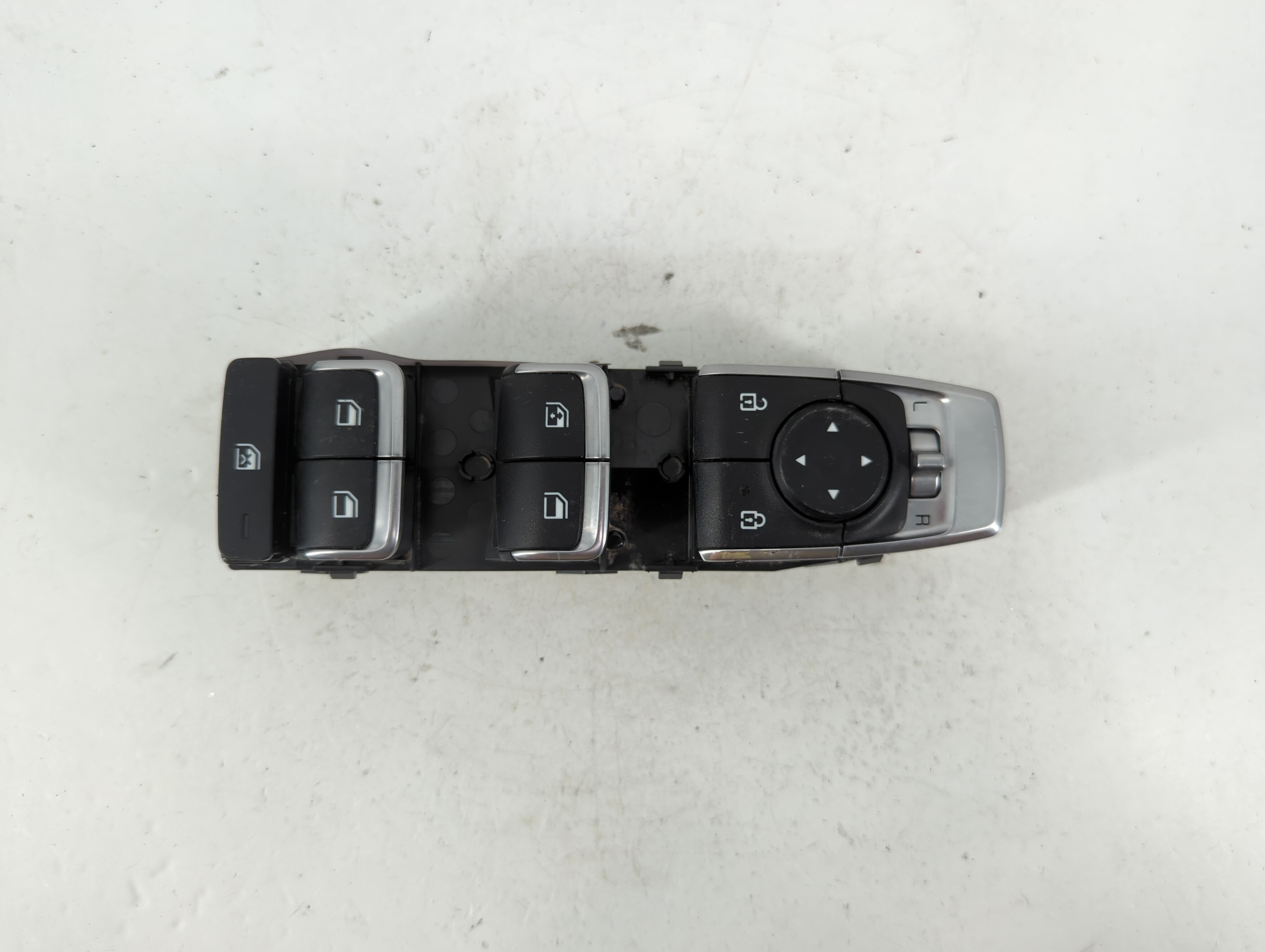 2021-2021 Kia Sorento Driver Left Door Master Power Window Switch 1119034 - Oemusedautoparts1.com
