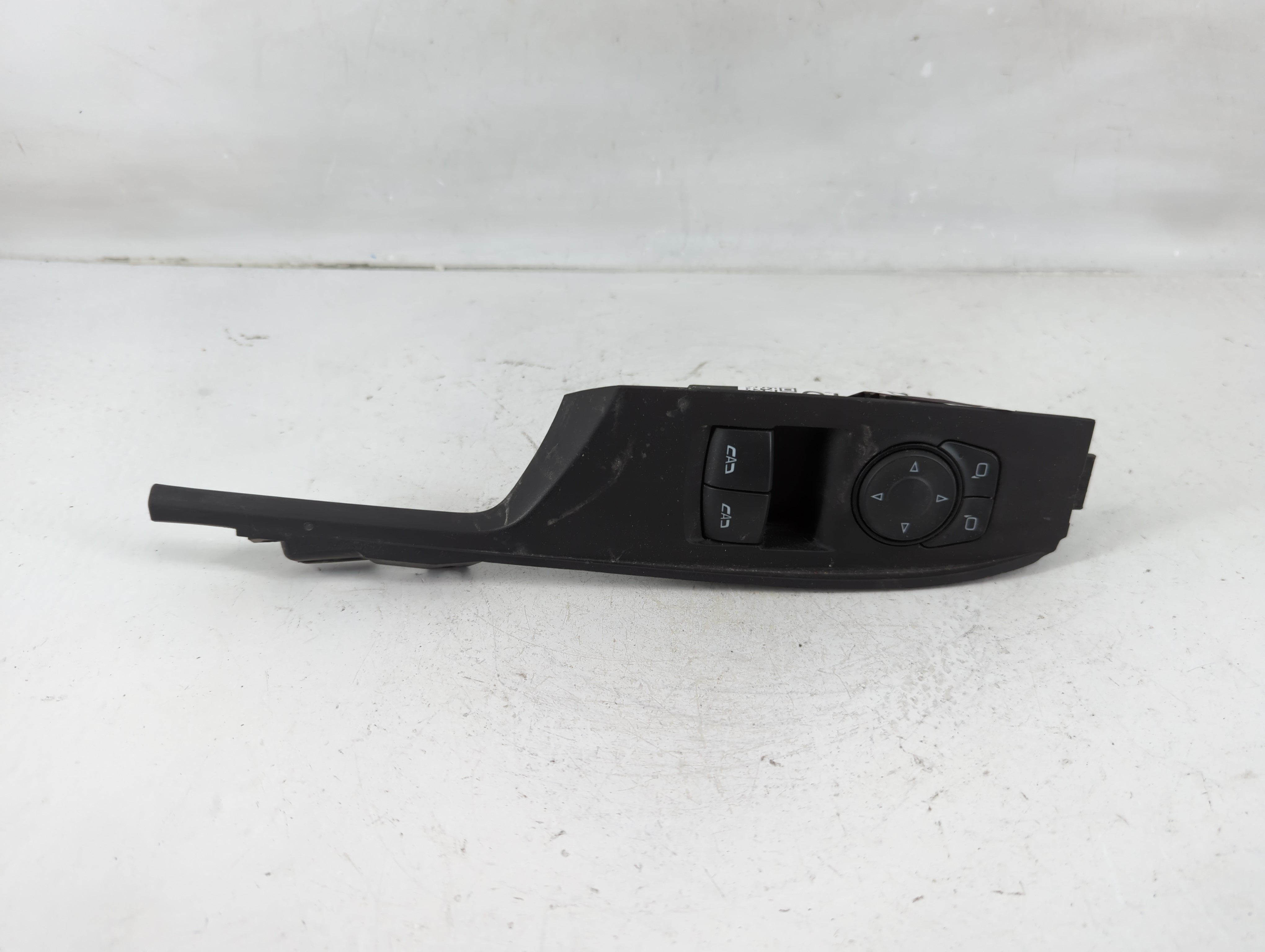 2016-2021 Chevrolet Camaro Driver Left Door Master Power Window Switch 1119046 - Oemusedautoparts1.com