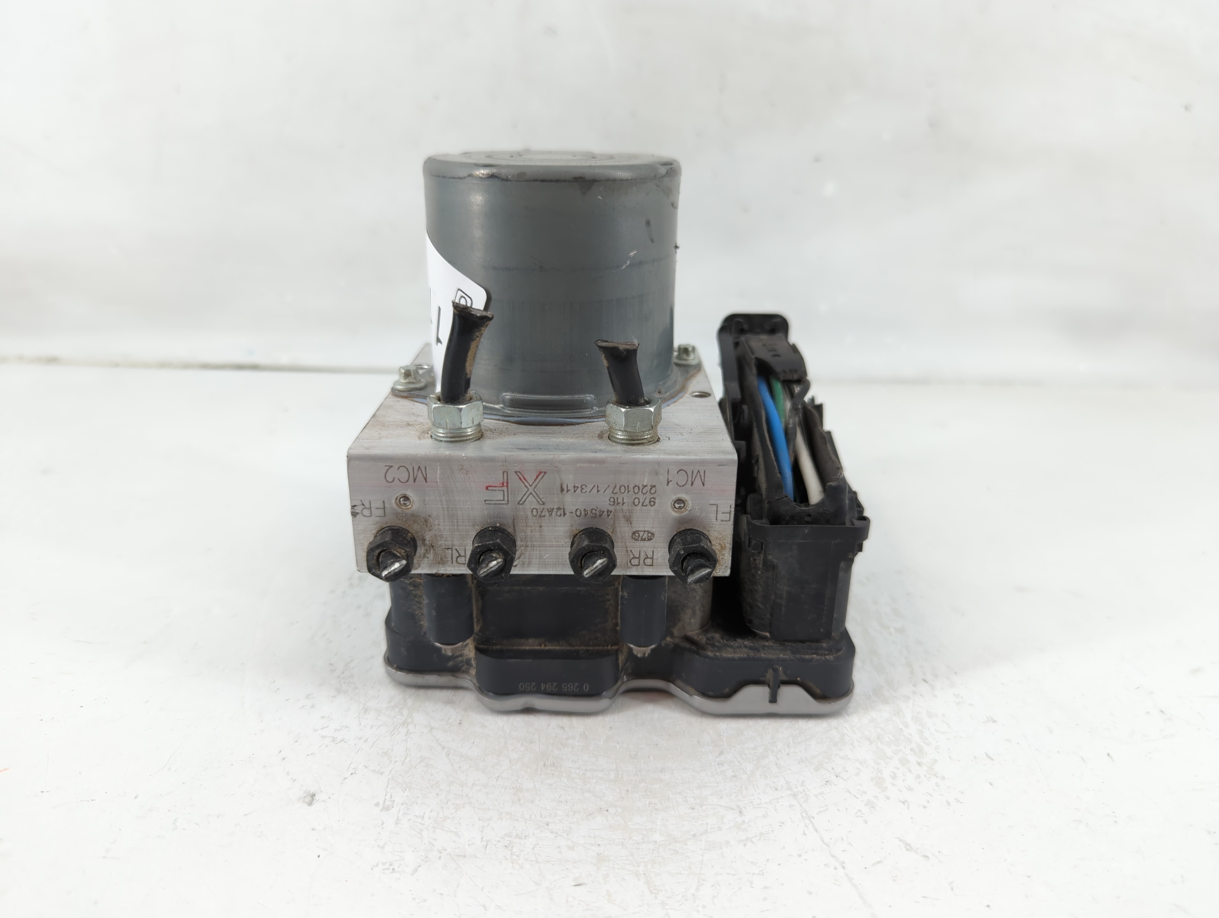 2019-2022 Toyota Corolla Abs Pump Control Module 1119063 - Oemusedautoparts1.com