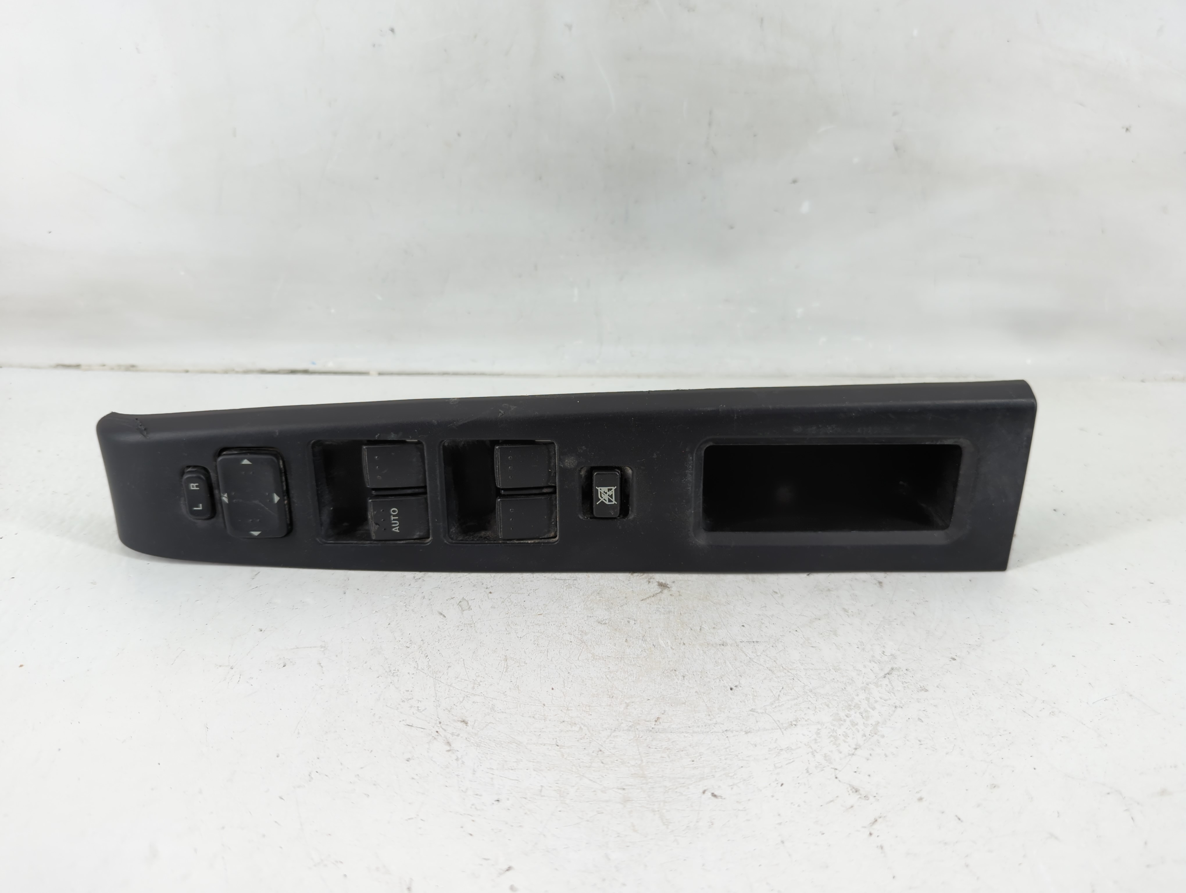Picture of 2006-2010 Mazda 5 Driver Left Door Master Power Window Switch 1119122