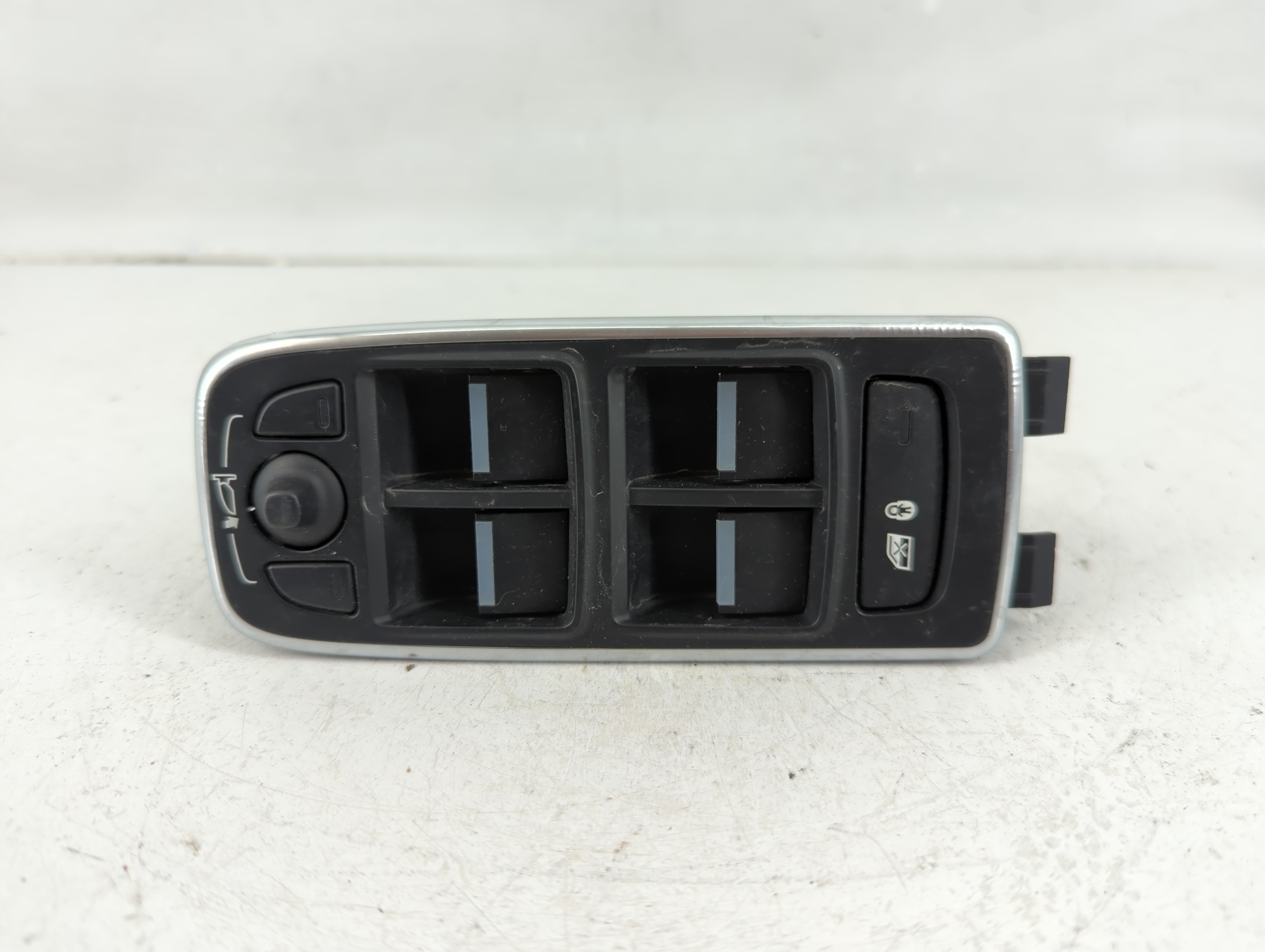 Picture of 2016-2019 Jaguar Xf Driver Left Door Master Power Window Switch 1119126
