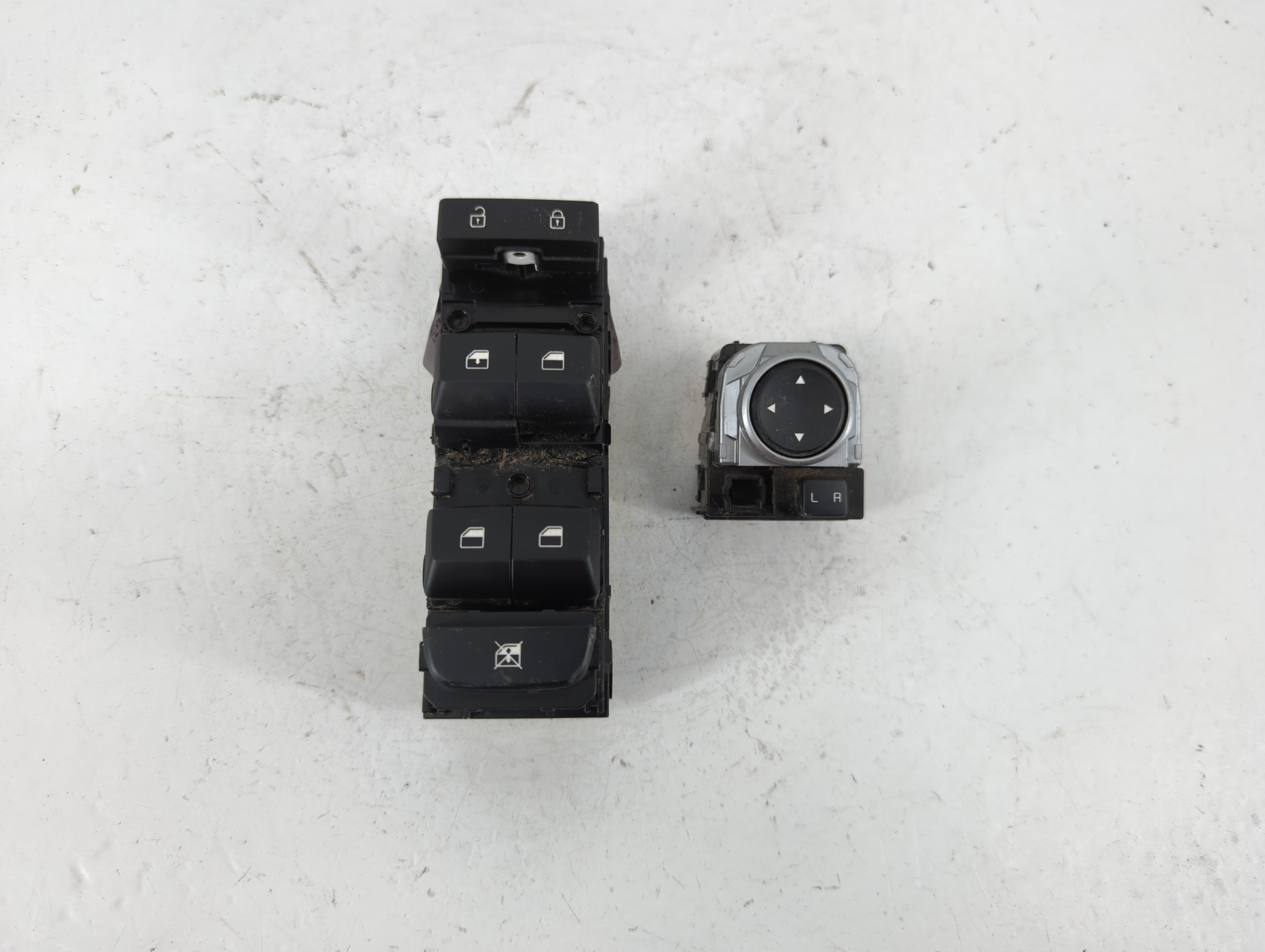 Picture of 2020 Kia Forte Driver Left Door Master Power Window Switch 4e7492-1500 1119128
