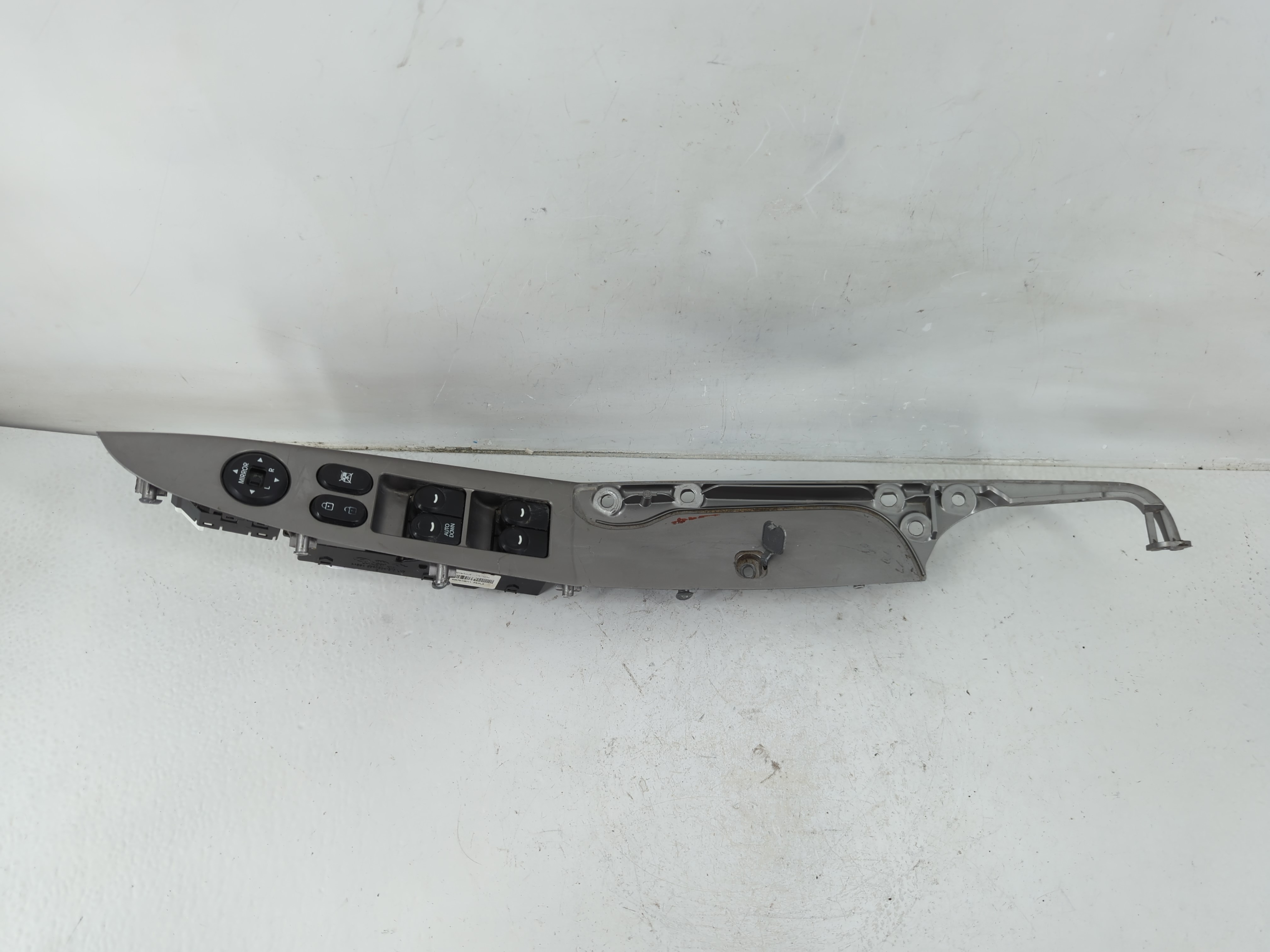 2012-2017 Hyundai Accent Driver Left Door Master Power Window Switch 1119131 - Oemusedautoparts1.com