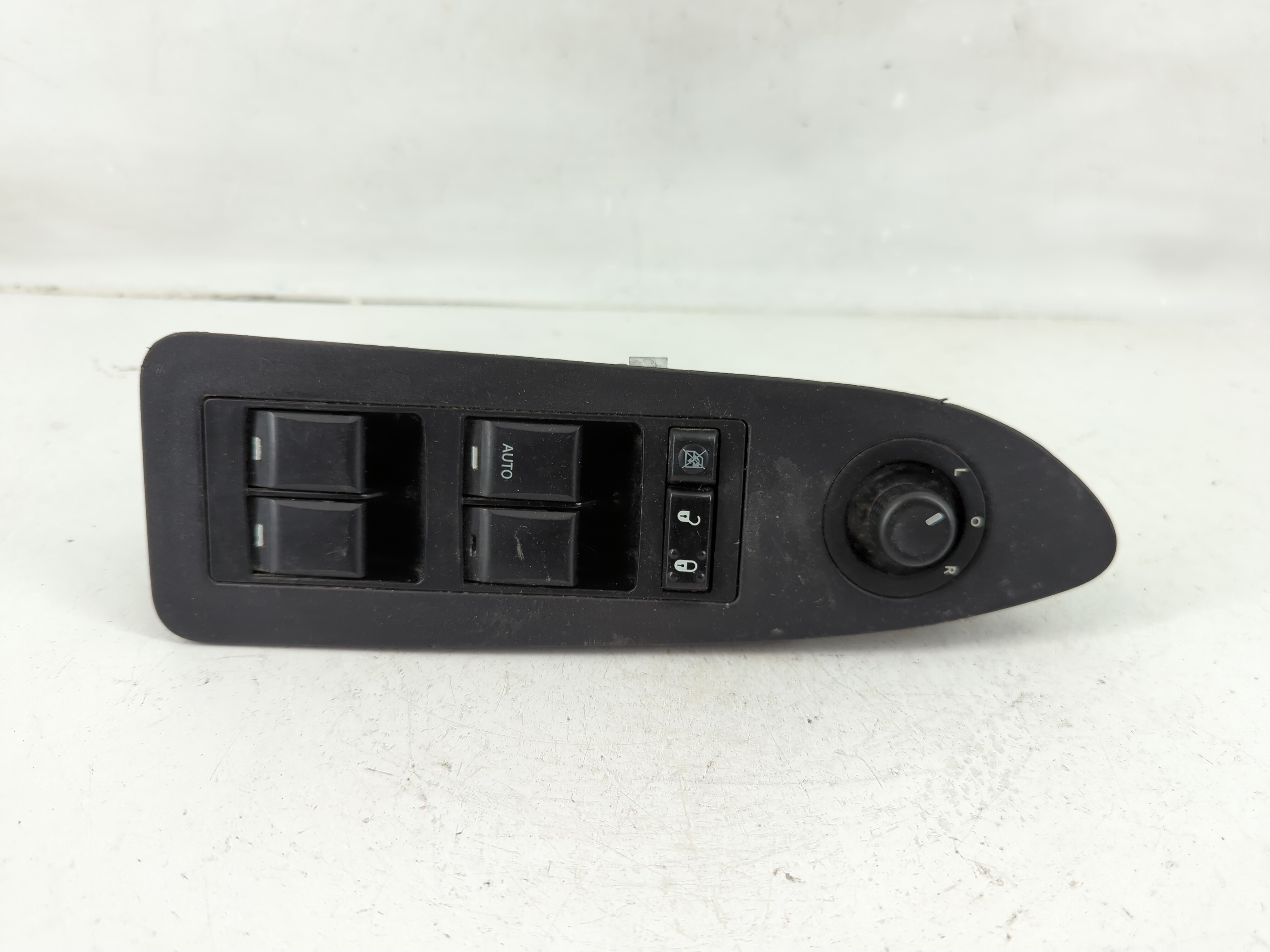 Picture of 2006-2010 Dodge Charger Driver Left Door Master Power Window Switch 1119212