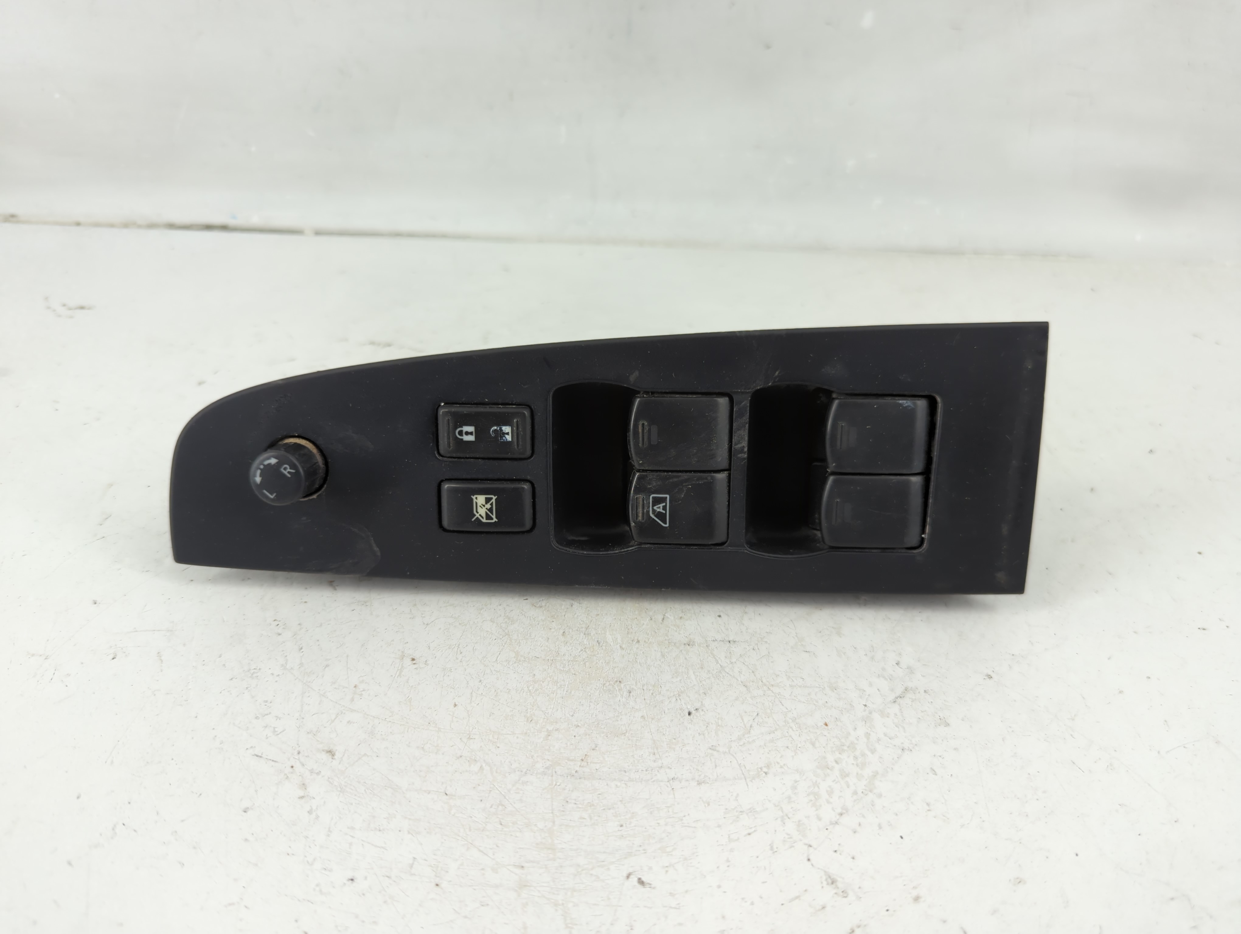 2007-2012 Nissan Altima Driver Left Door Master Power Window Switch 1119224 - Oemusedautoparts1.com