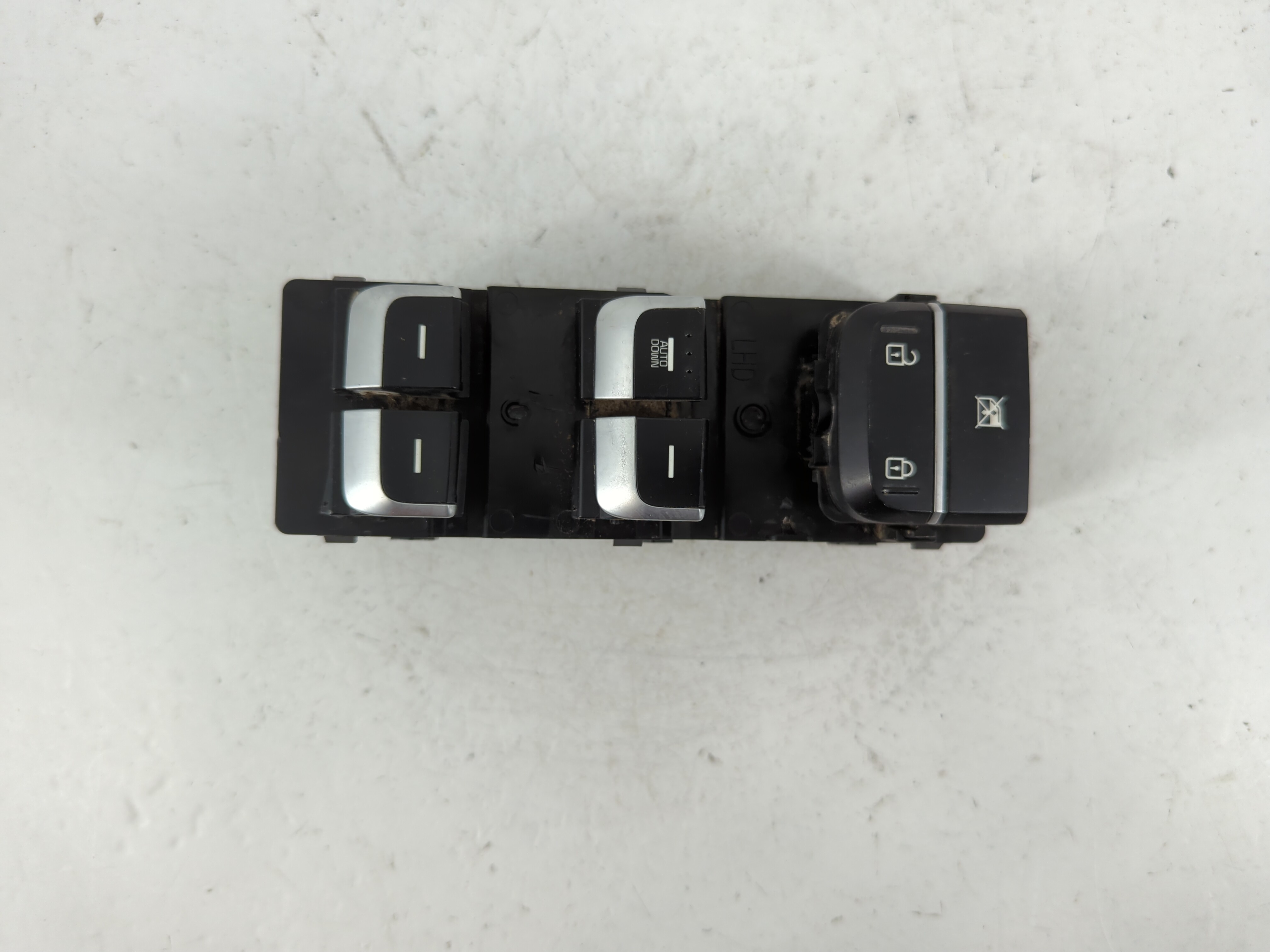 2017-2020 Kia Optima Driver Left Door Master Power Window Switch 1119226 - Oemusedautoparts1.com