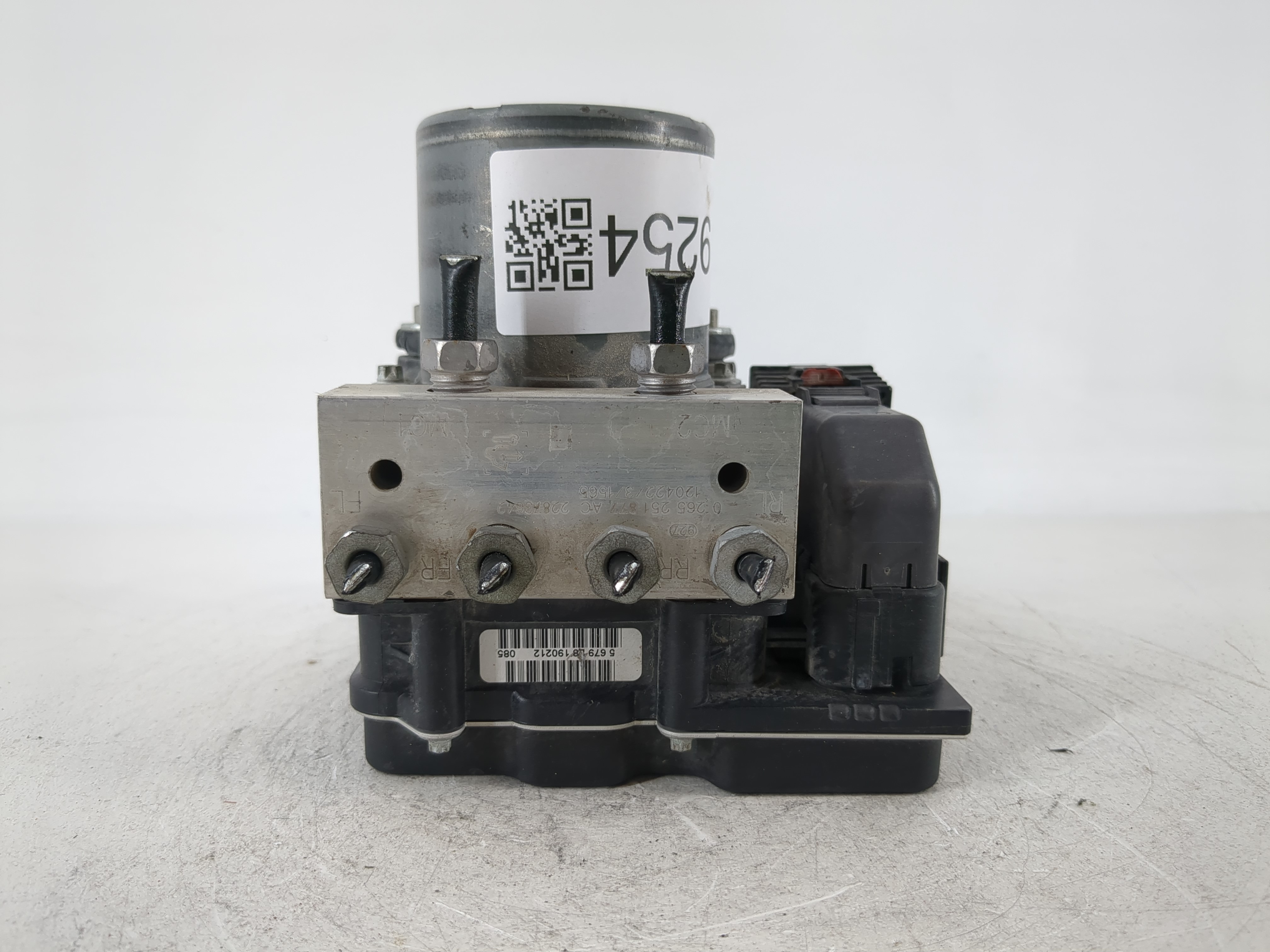 2021-2021 Kia Sorento Abs Pump Control Module 1119254 - Oemusedautoparts1.com
