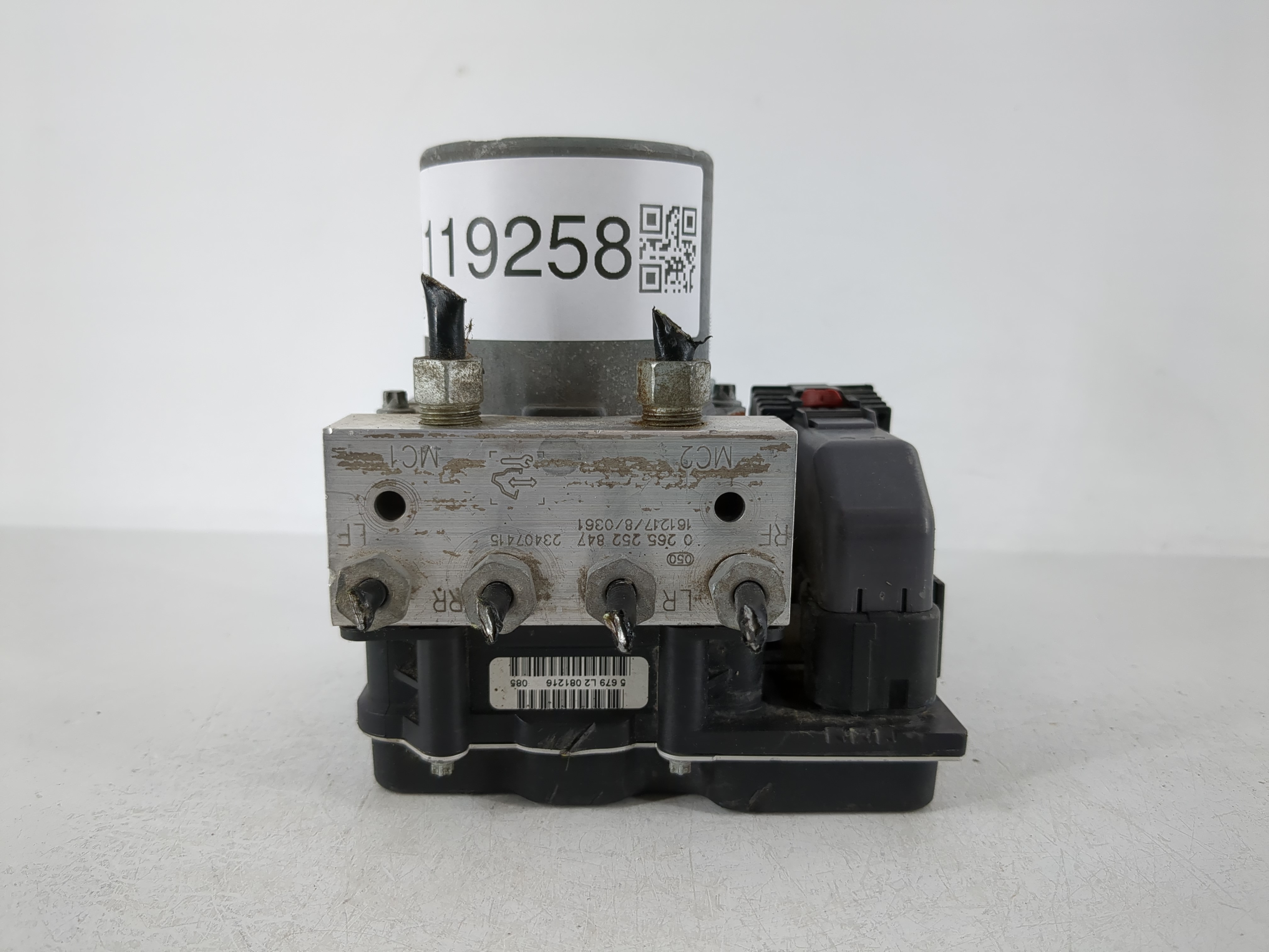 Dodge Ram 2500 Abs Pump Control Module 1119258 - Oemusedautoparts1.com