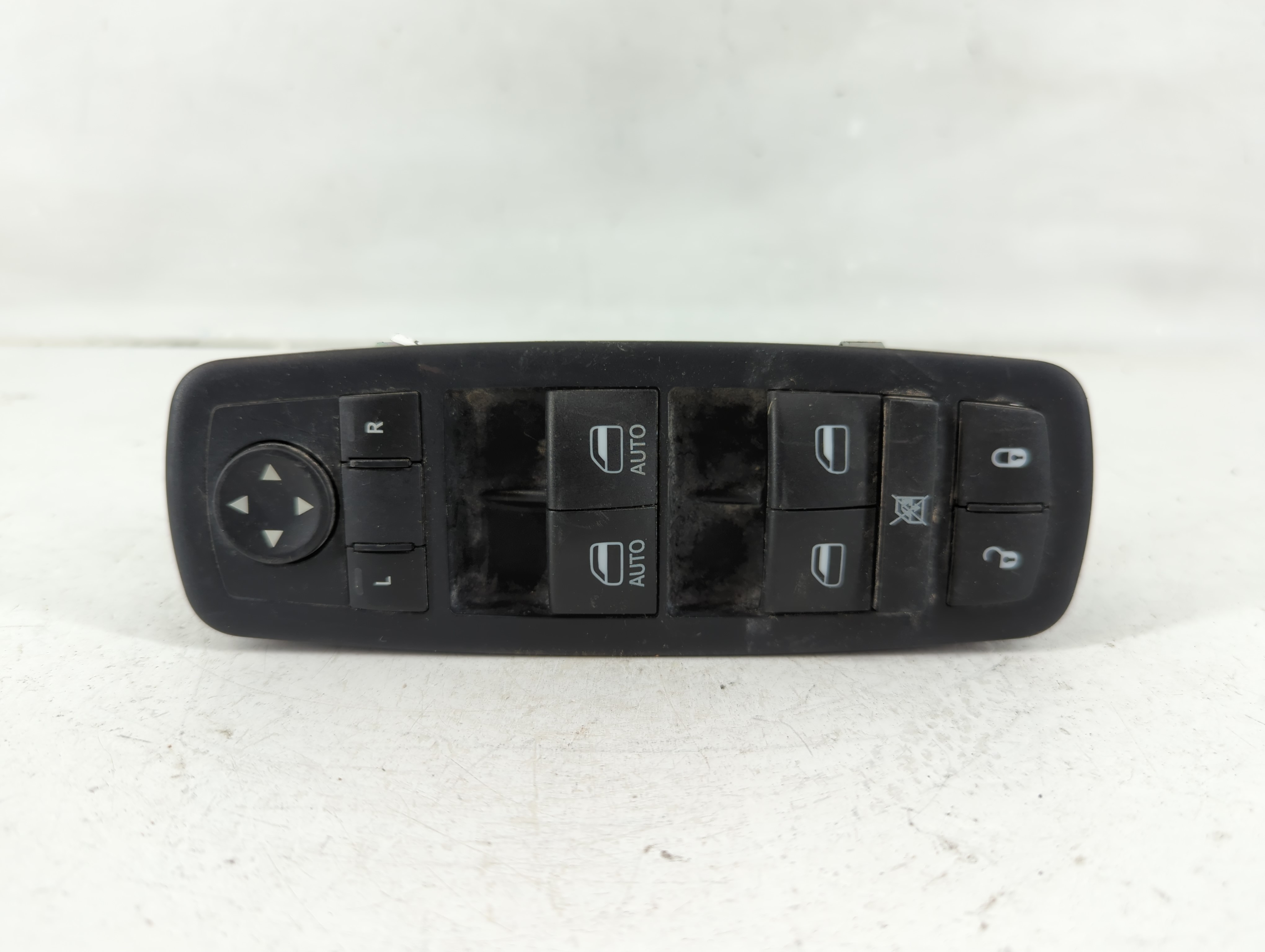 2015-2017 Chrysler 200 Driver Left Door Master Power Window Switch 1119289 - Oemusedautoparts1.com