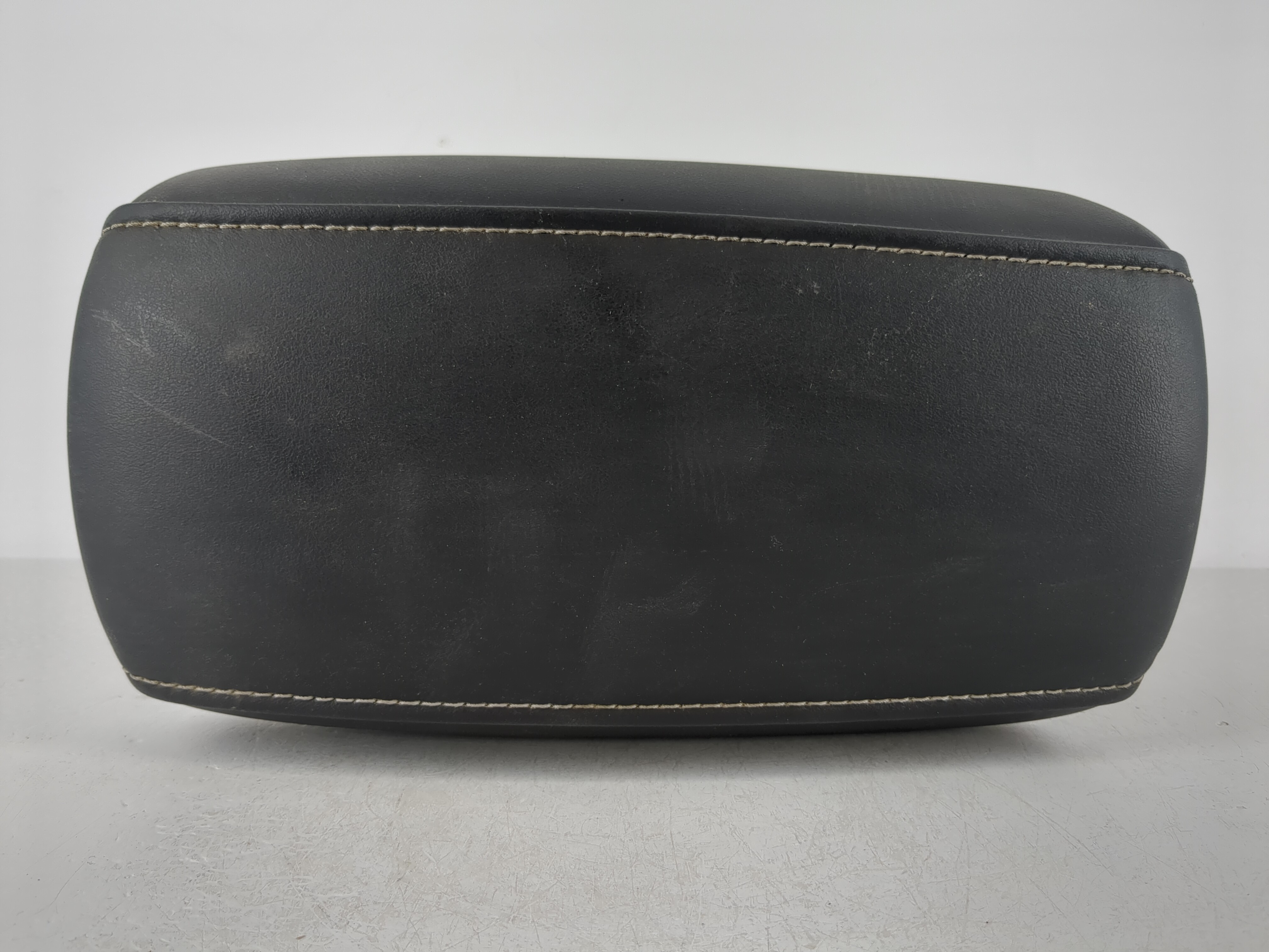 2020-2022 Toyota Corolla Center Console Armrest Cover Lid Black 1119357 - Oemusedautoparts1.com