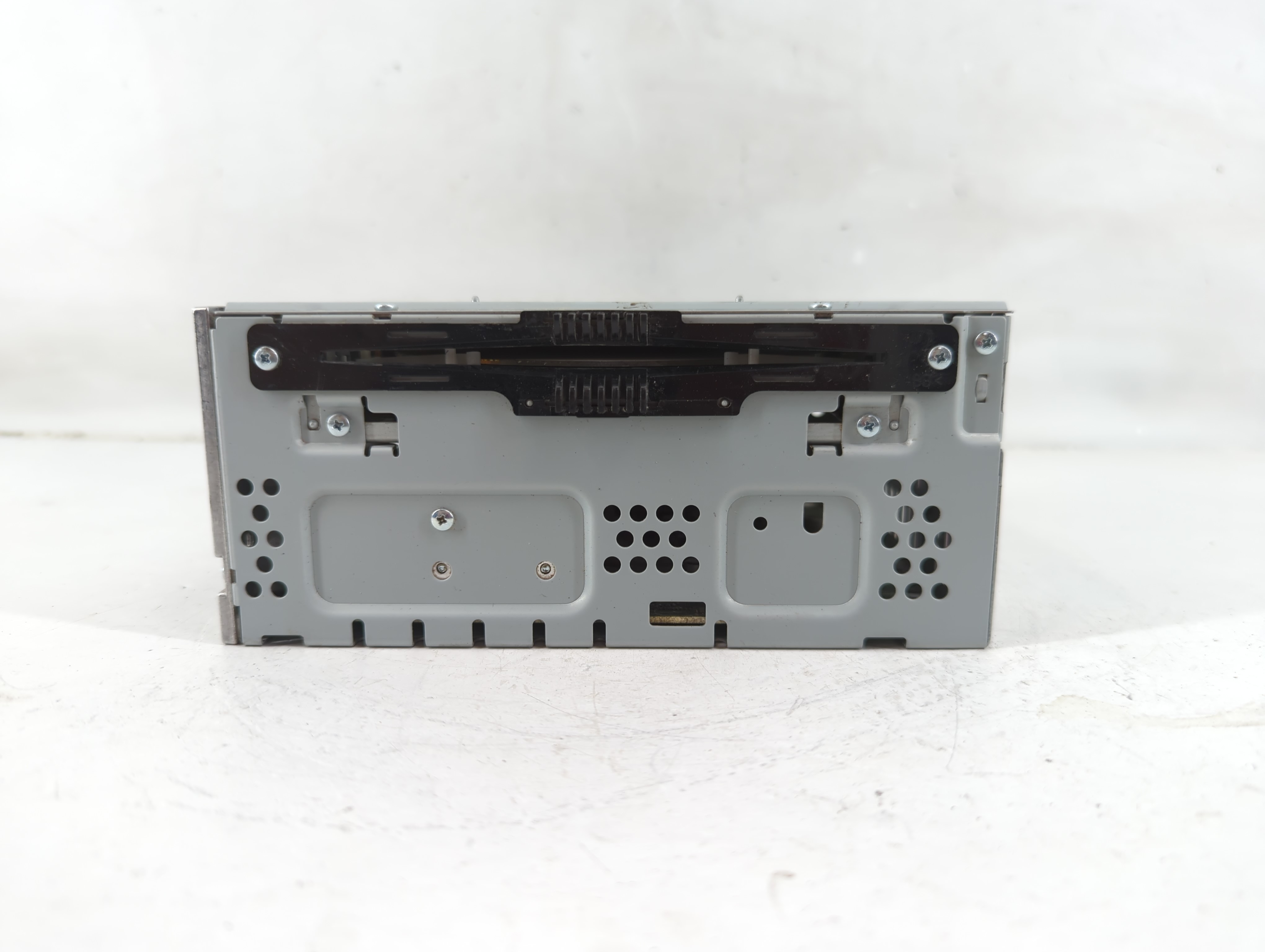 2017-2020 Ford Fusion Am Fm Cd Player Radio Receiver 1119366 - Oemusedautoparts1.com