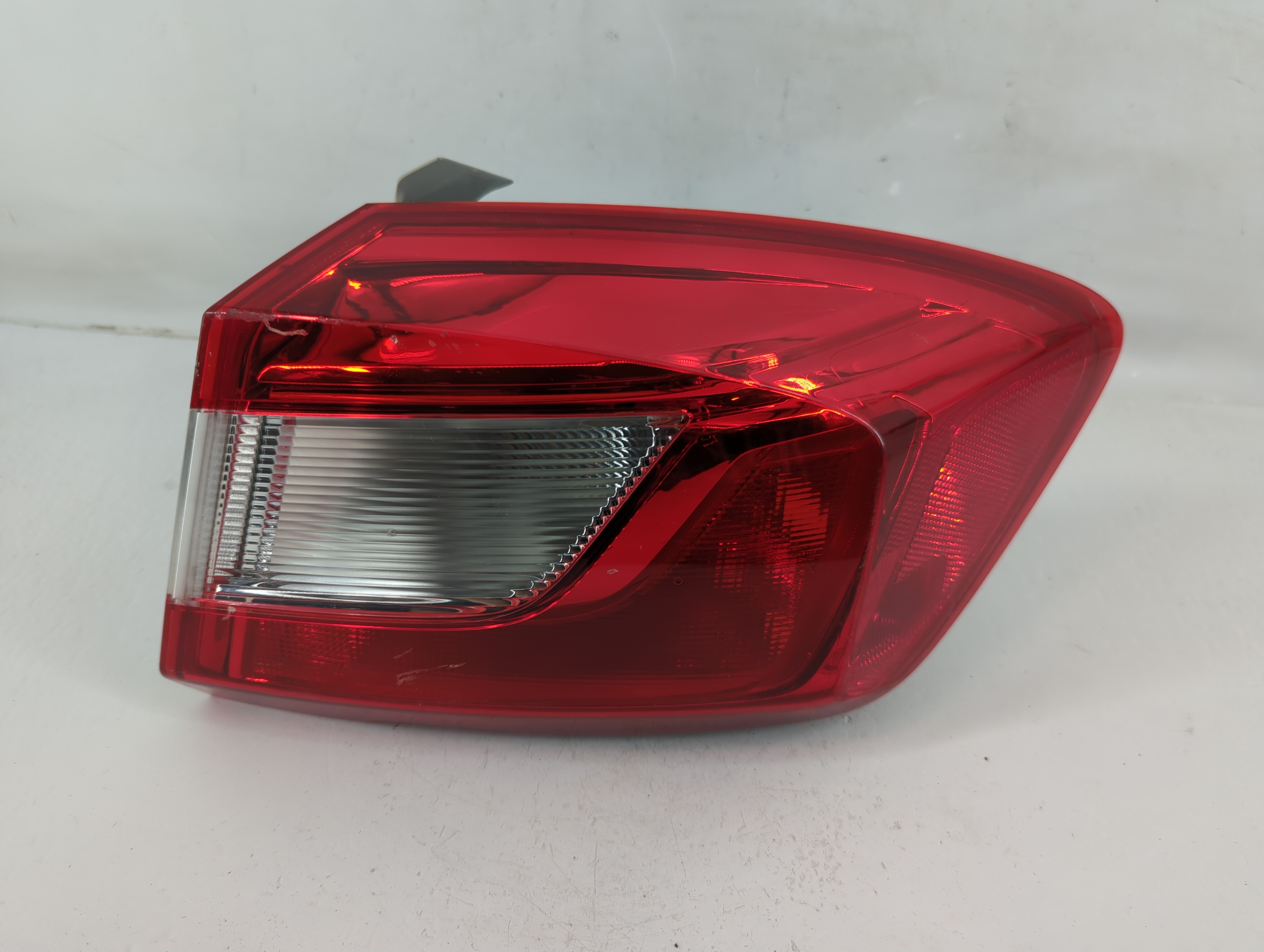 2016-2017 Chevrolet Cruze Passenger Right Side Tail Light Taillight Oem 1119387 - Oemusedautoparts1.com