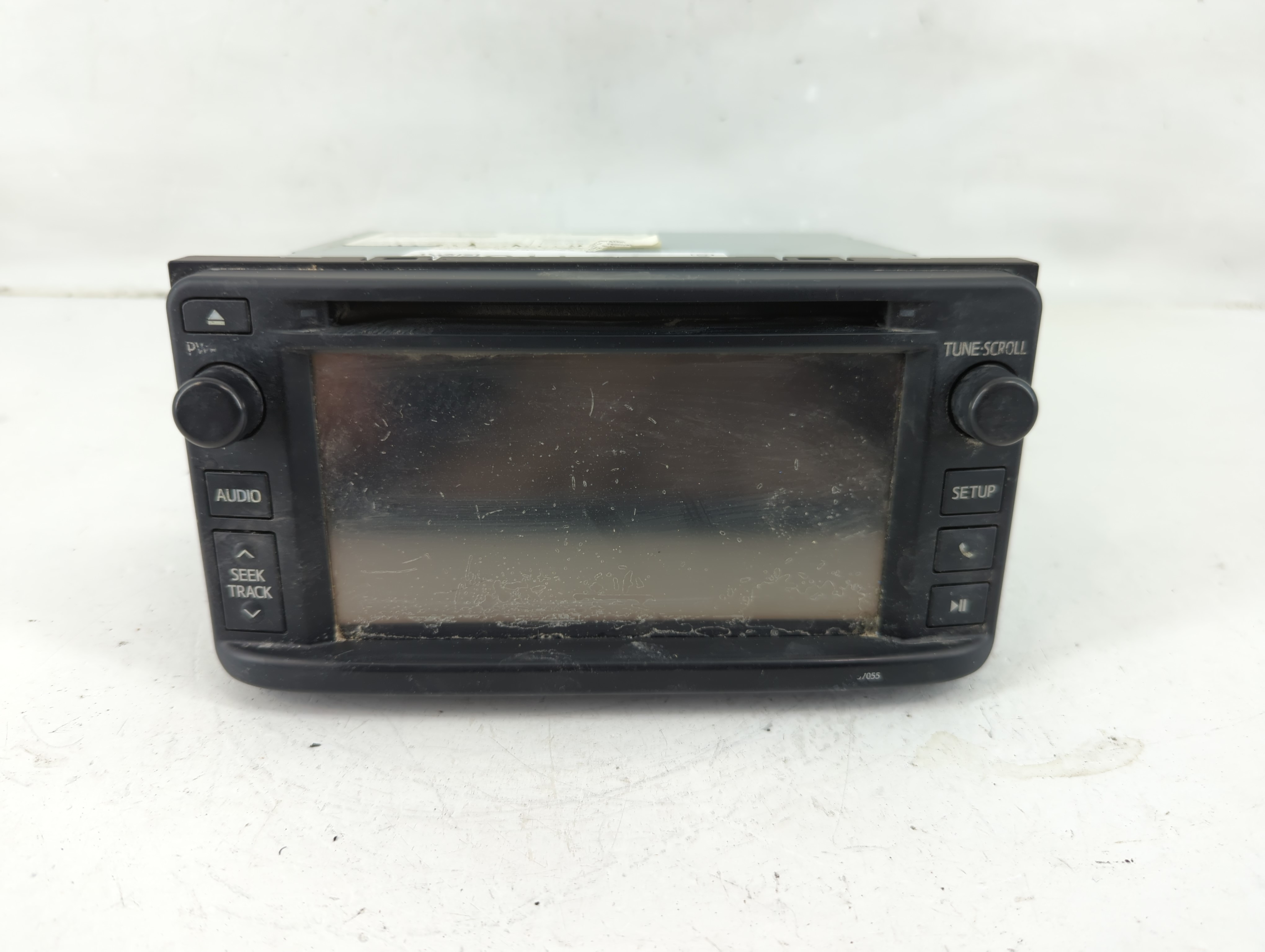 2011-2013 Toyota Highlander Am Fm Cd Player Radio Receiver 1119419 - Oemusedautoparts1.com
