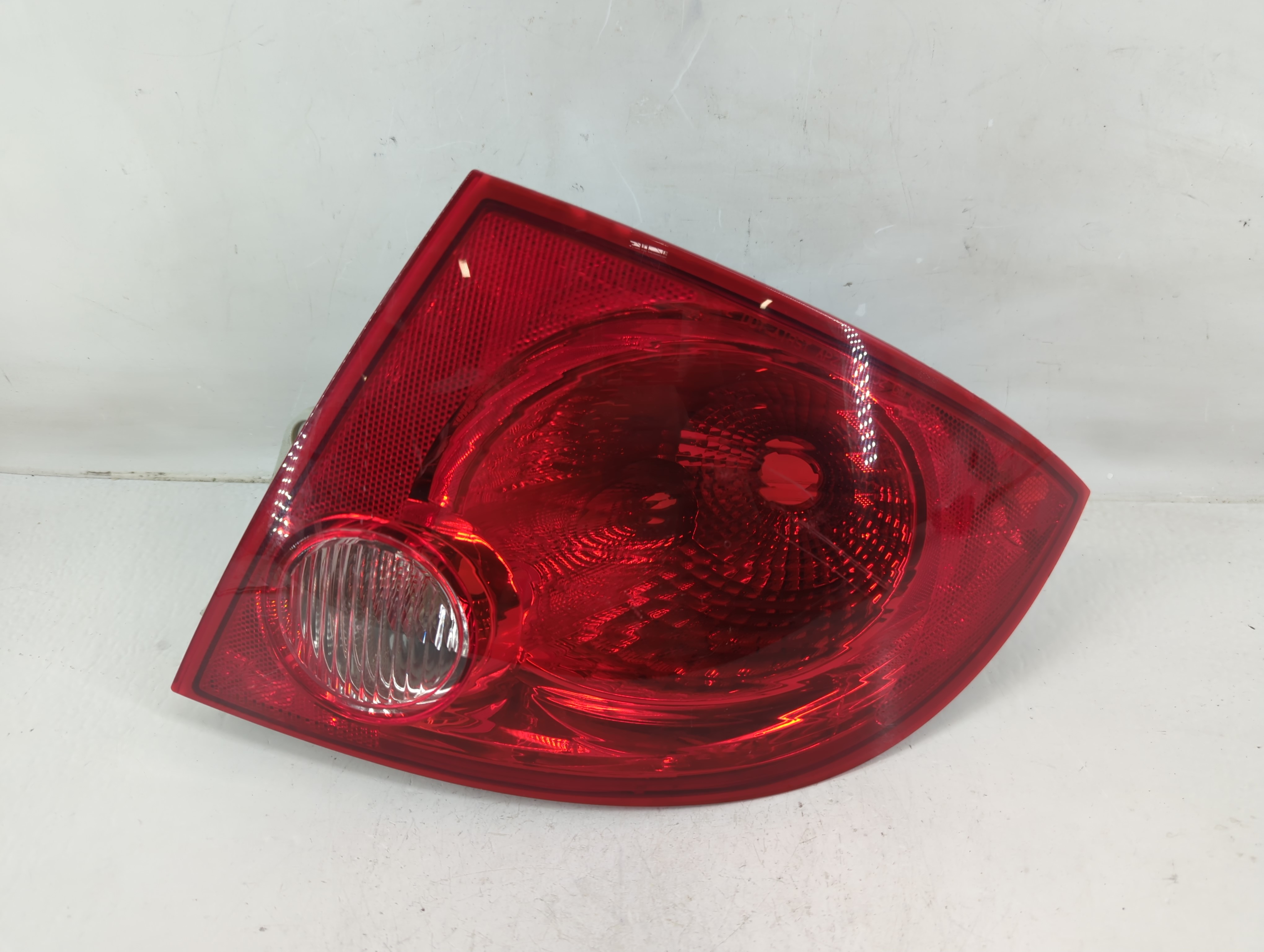 Picture of 2005-2010 Chevrolet Cobalt Passenger Right Side Tail Light Taillight Oem 1119430