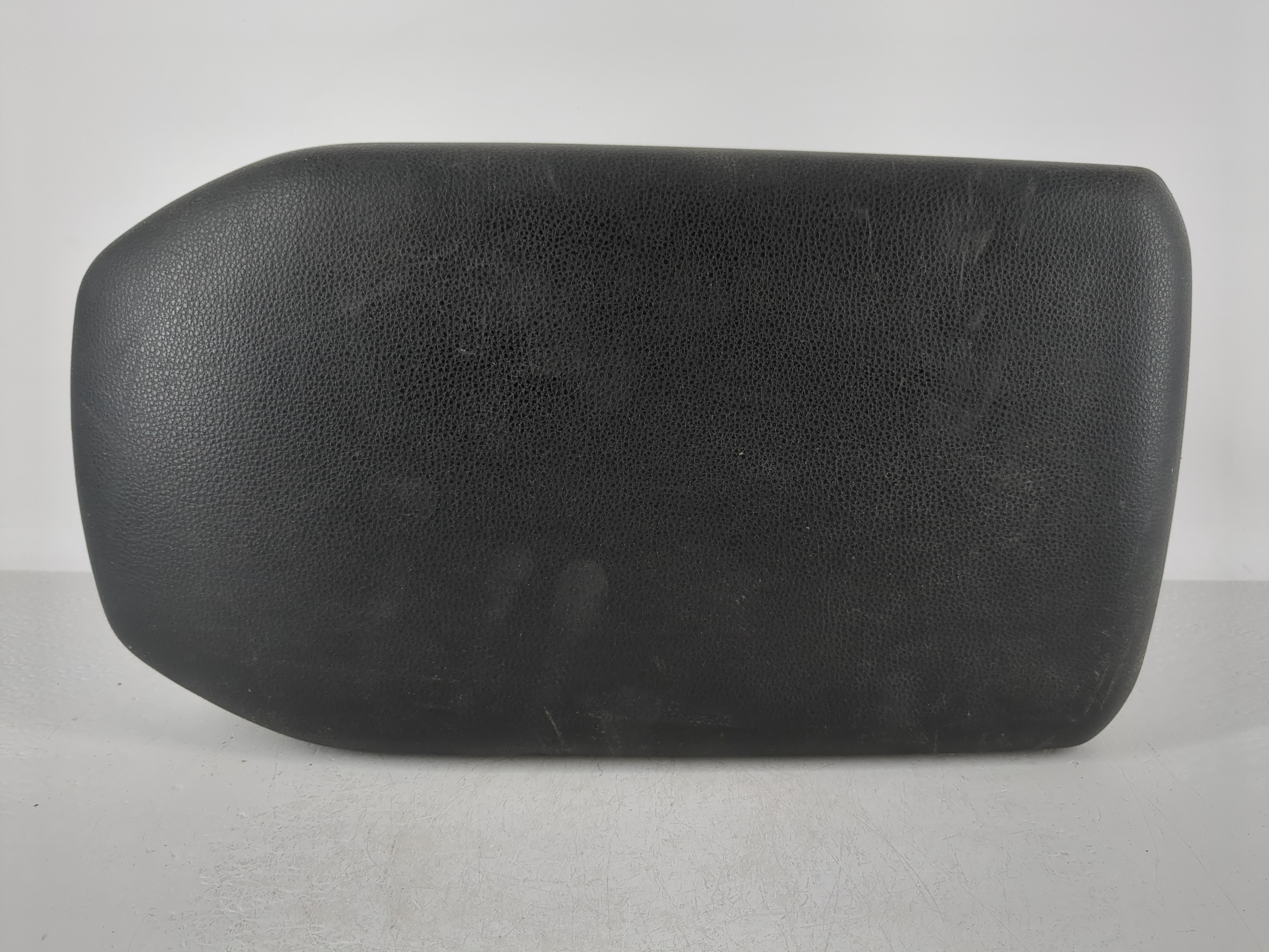 2021 Toyota Rav4 Center Console Armrest Cover Lid Black 1119446 - Oemusedautoparts1.com
