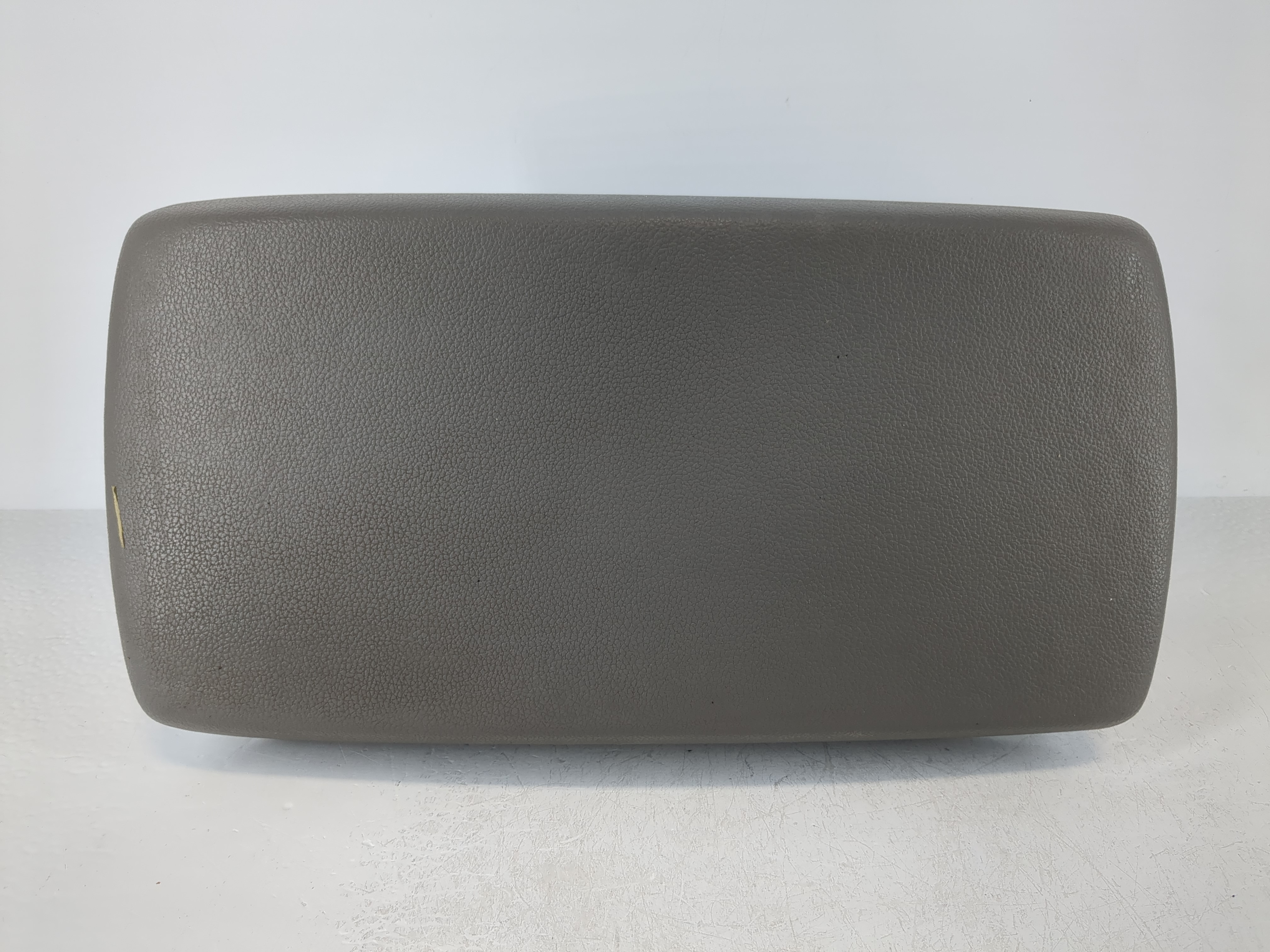 Hyundai Elantra Center Console Armrest Cover Lid Grey 1119449 - Oemusedautoparts1.com