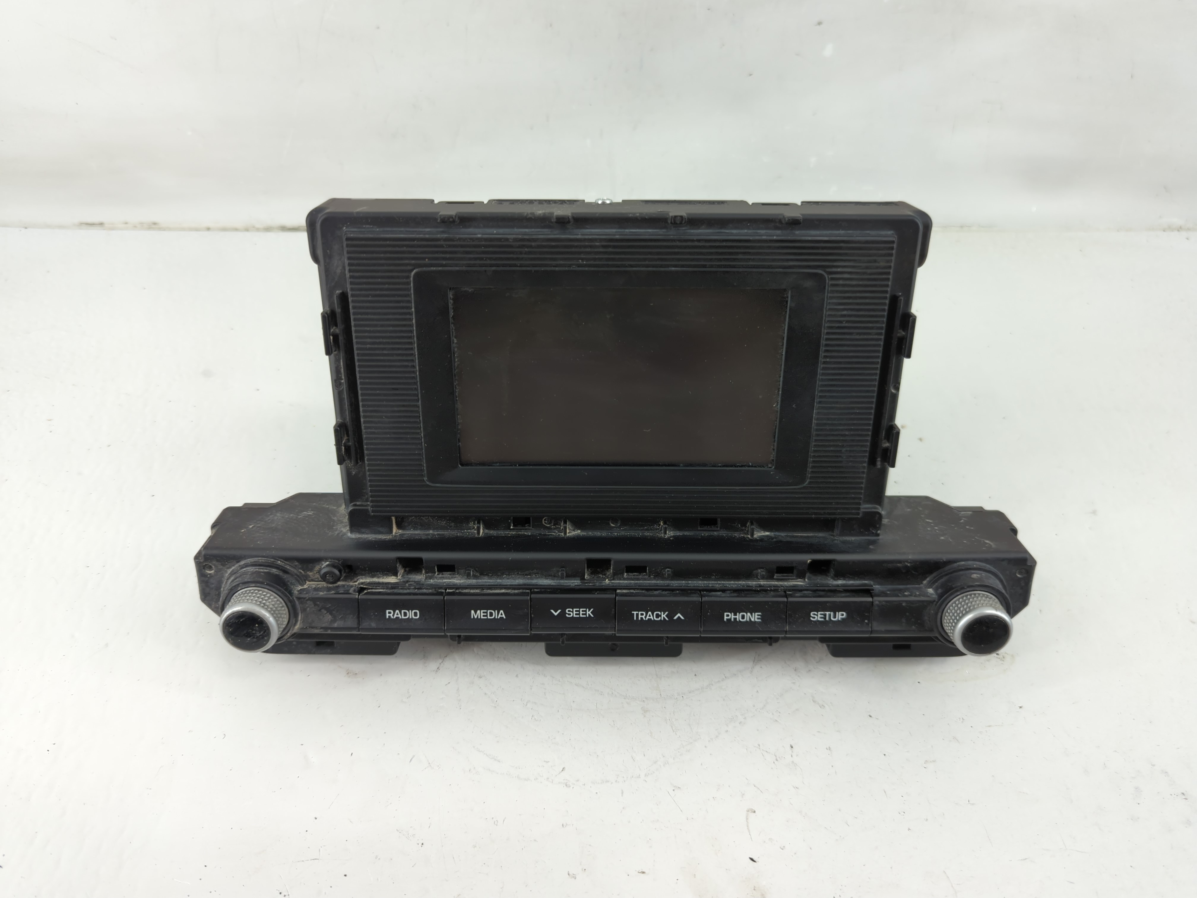 2019-2020 Hyundai Elantra Am Fm Cd Player Radio Receiver 1119462 - Oemusedautoparts1.com
