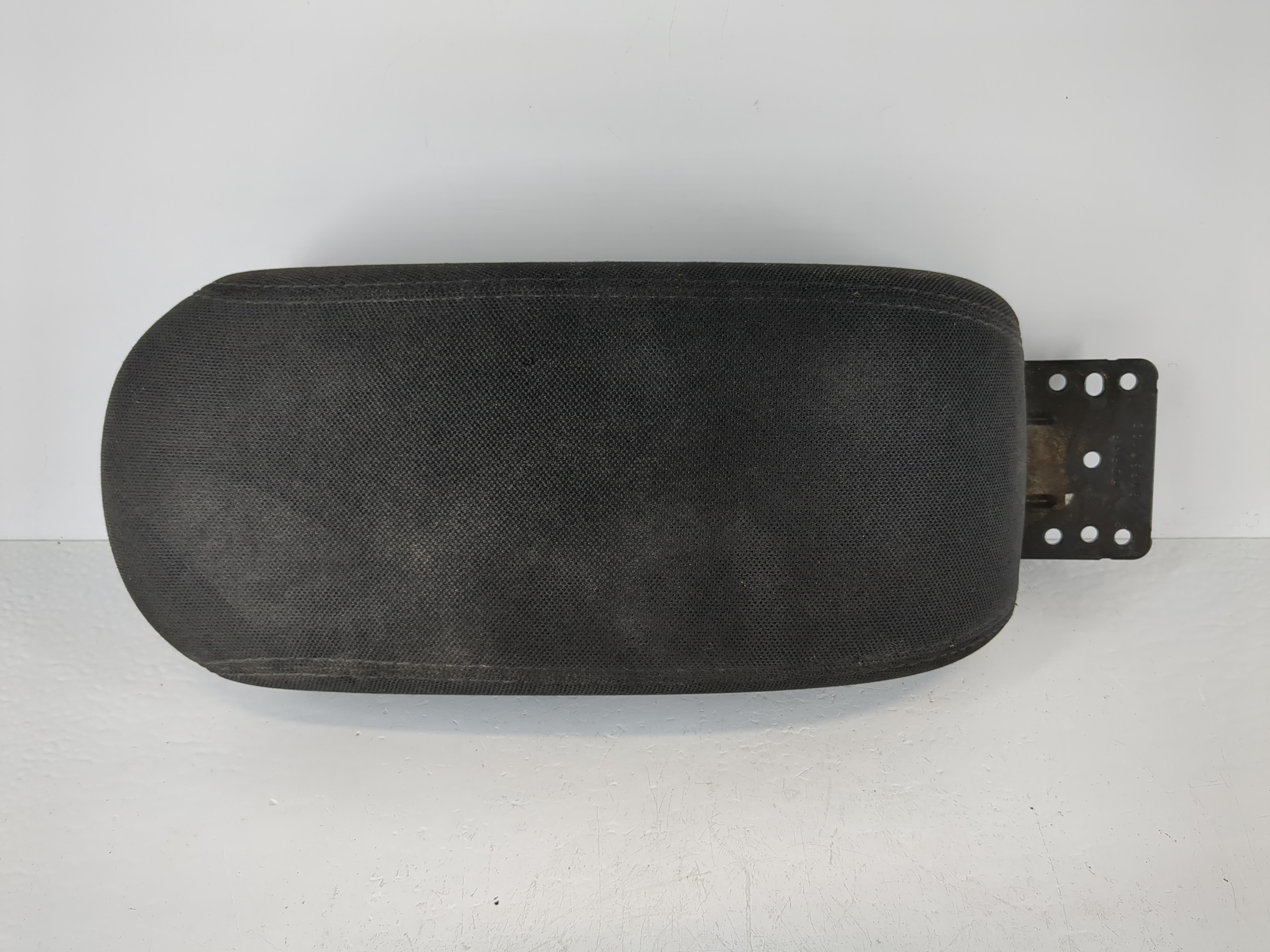 2018-2018 Jeep Renegade Center Console Armrest Cover Lid Black 1119486 - Oemusedautoparts1.com