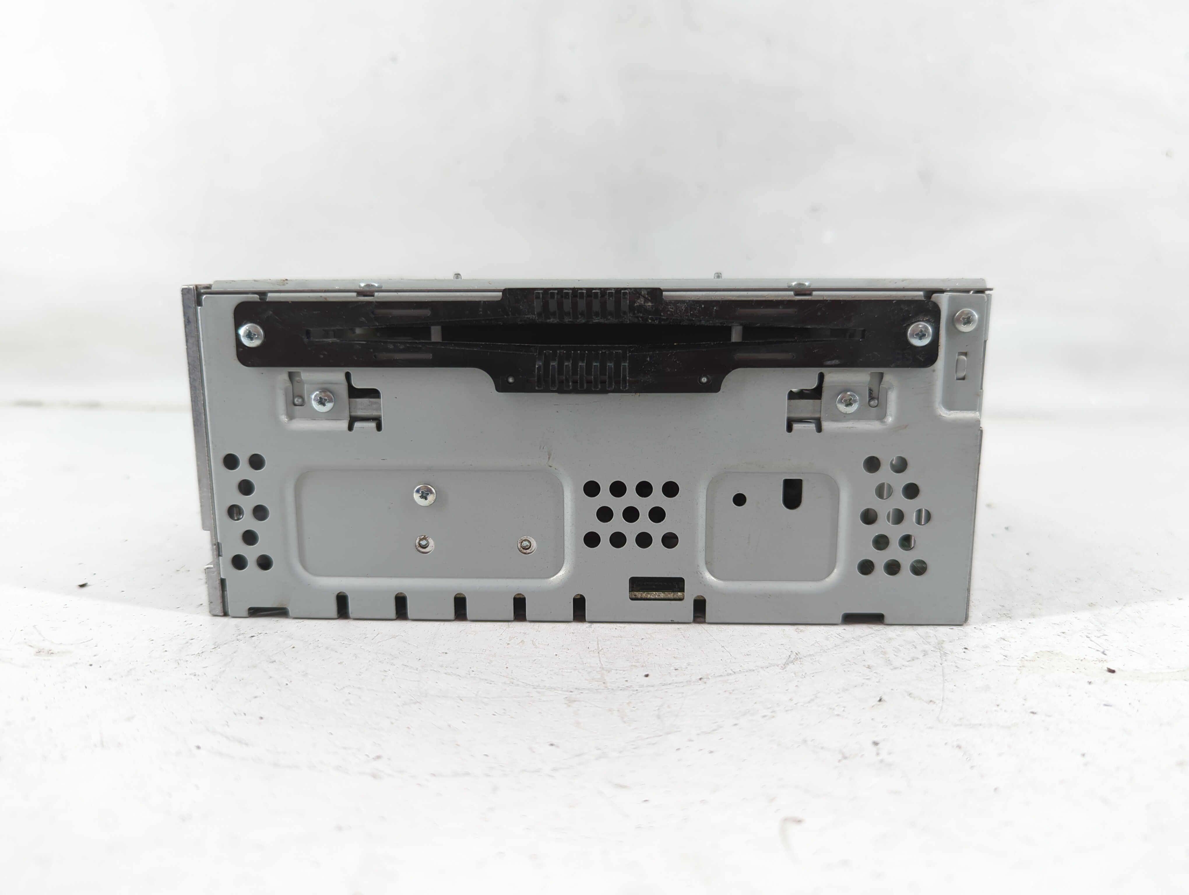 2015-2016 Ford Fusion Am Fm Cd Player Radio Receiver 1119501 - Oemusedautoparts1.com