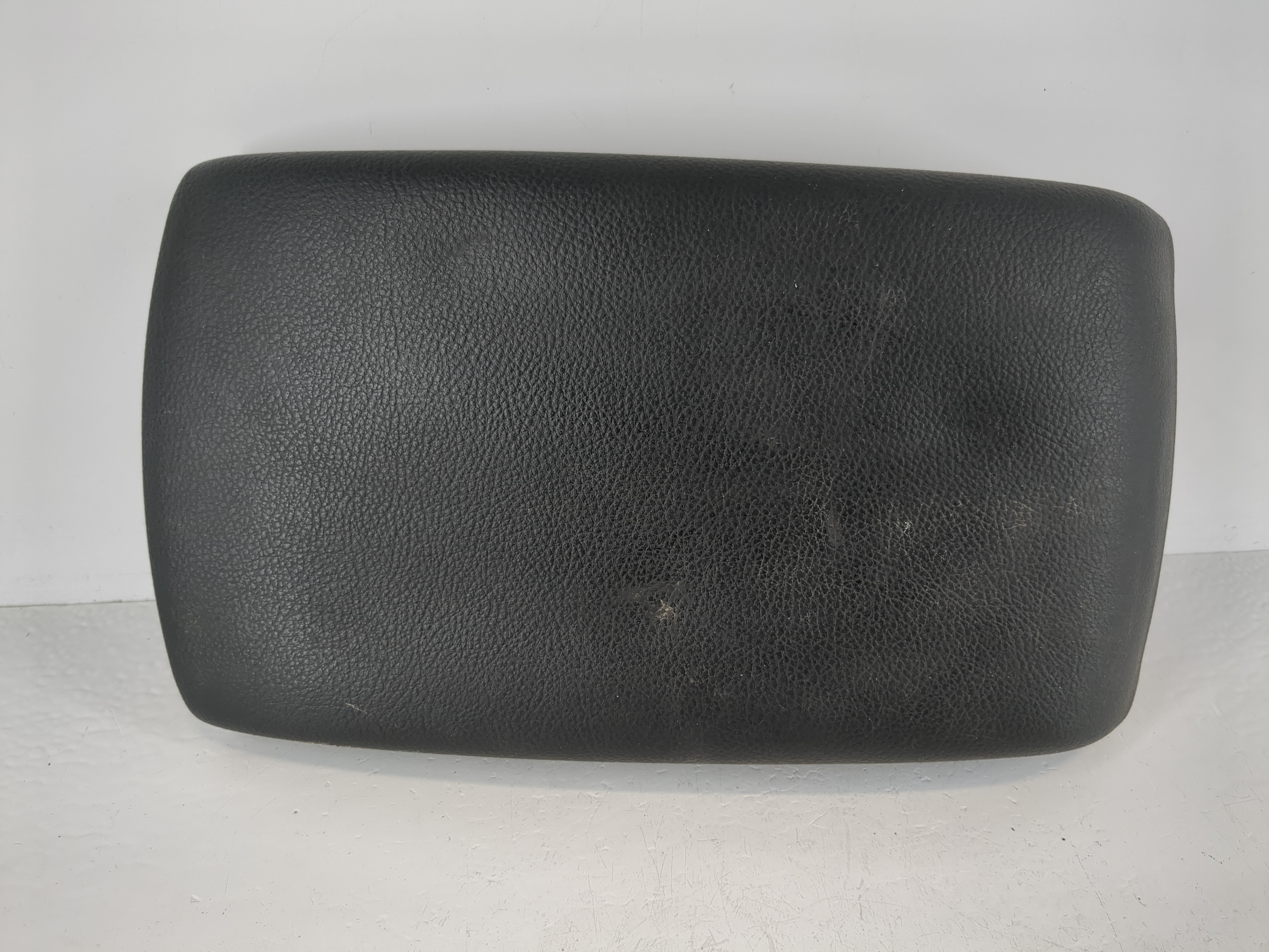 Picture of 2010 Mazda 3 Center Console Armrest Cover Lid Black 1119536