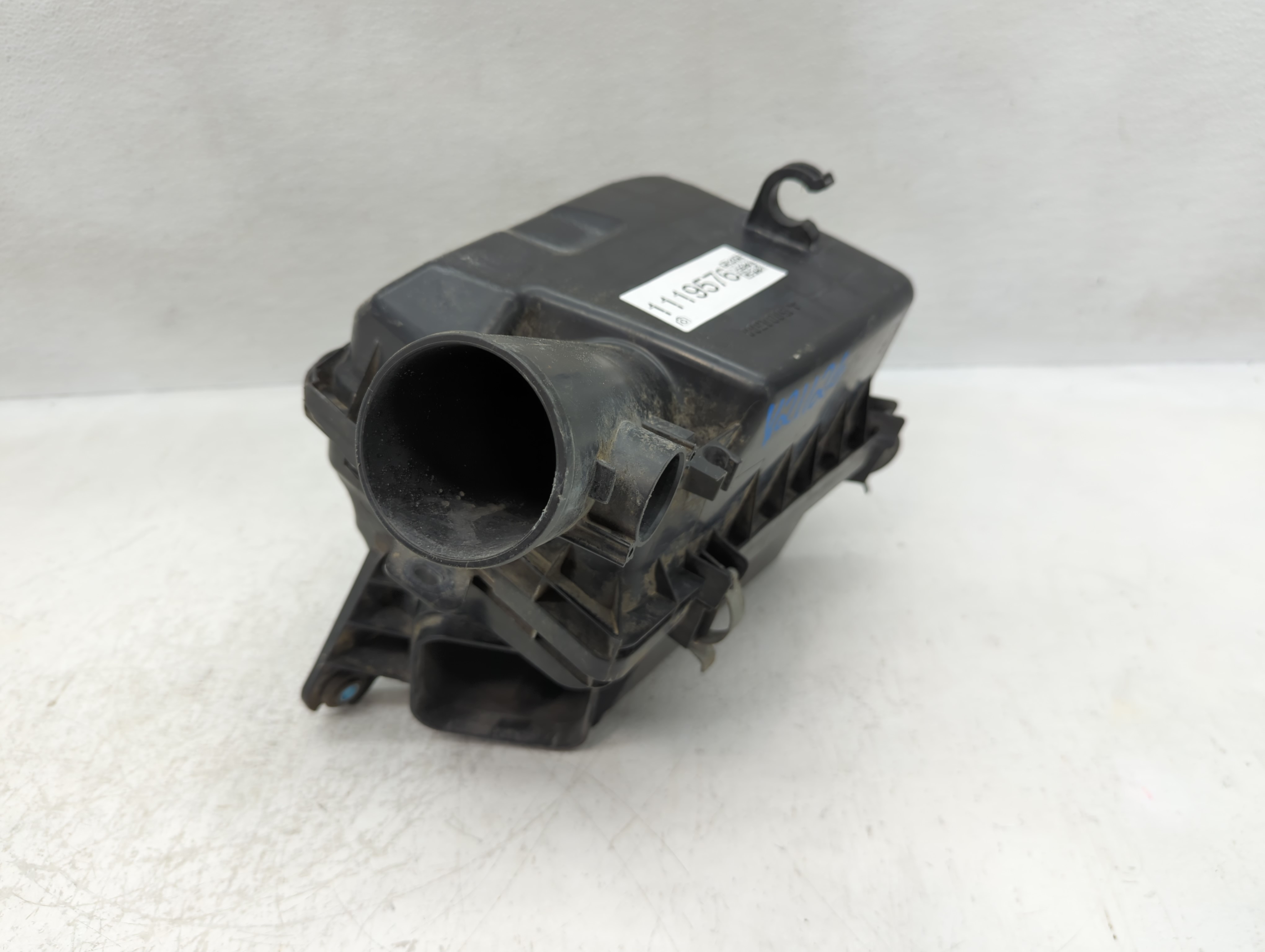 2016-2017 Mitsubishi Outlander Sport Air Cleaner Intake-duct Hose Tube 1119576 - Oemusedautoparts1.com