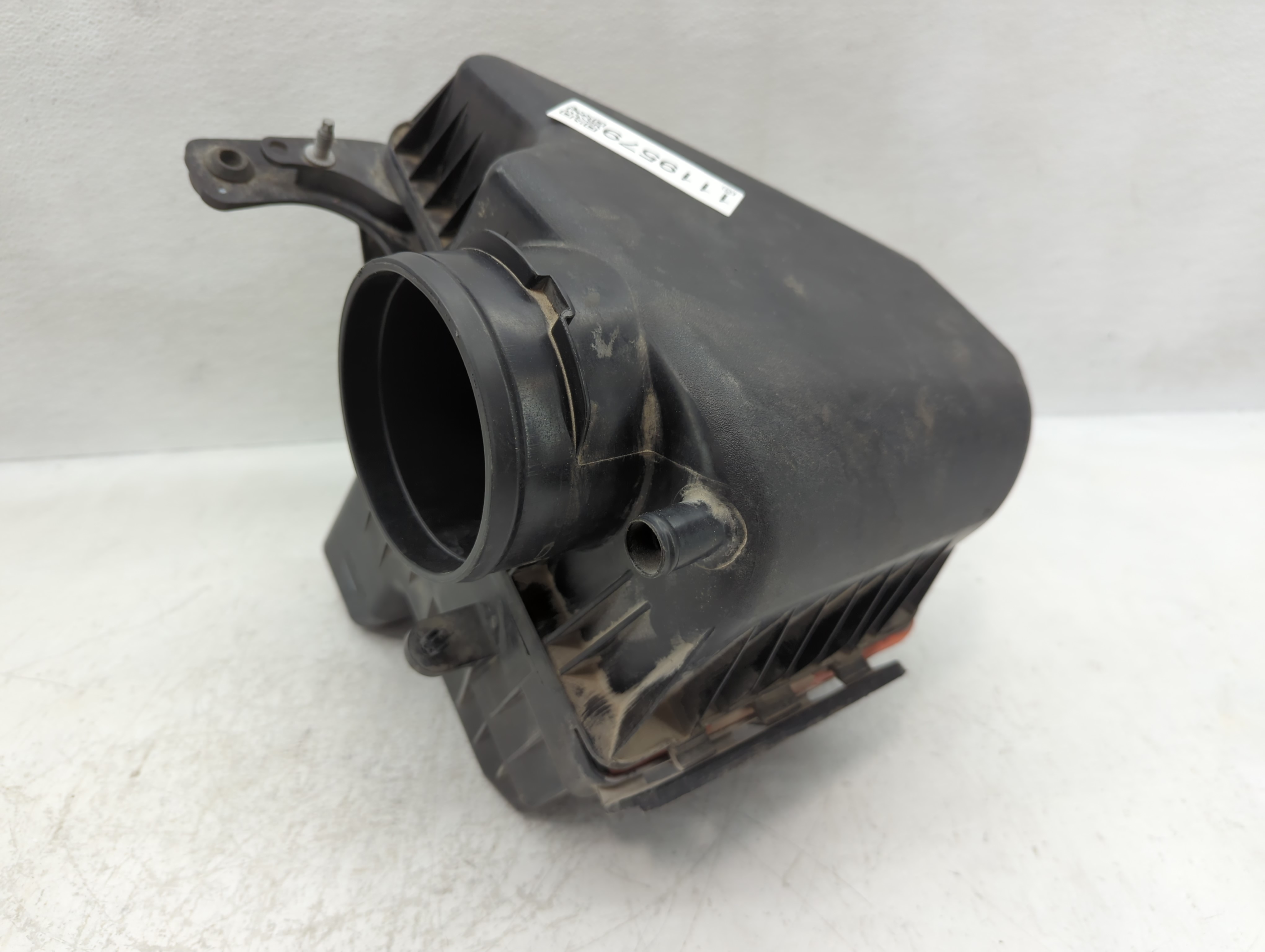 Picture of 2011-2016 Chrysler Town & Country Air Cleaner Intake-duct Hose Tube 1119579