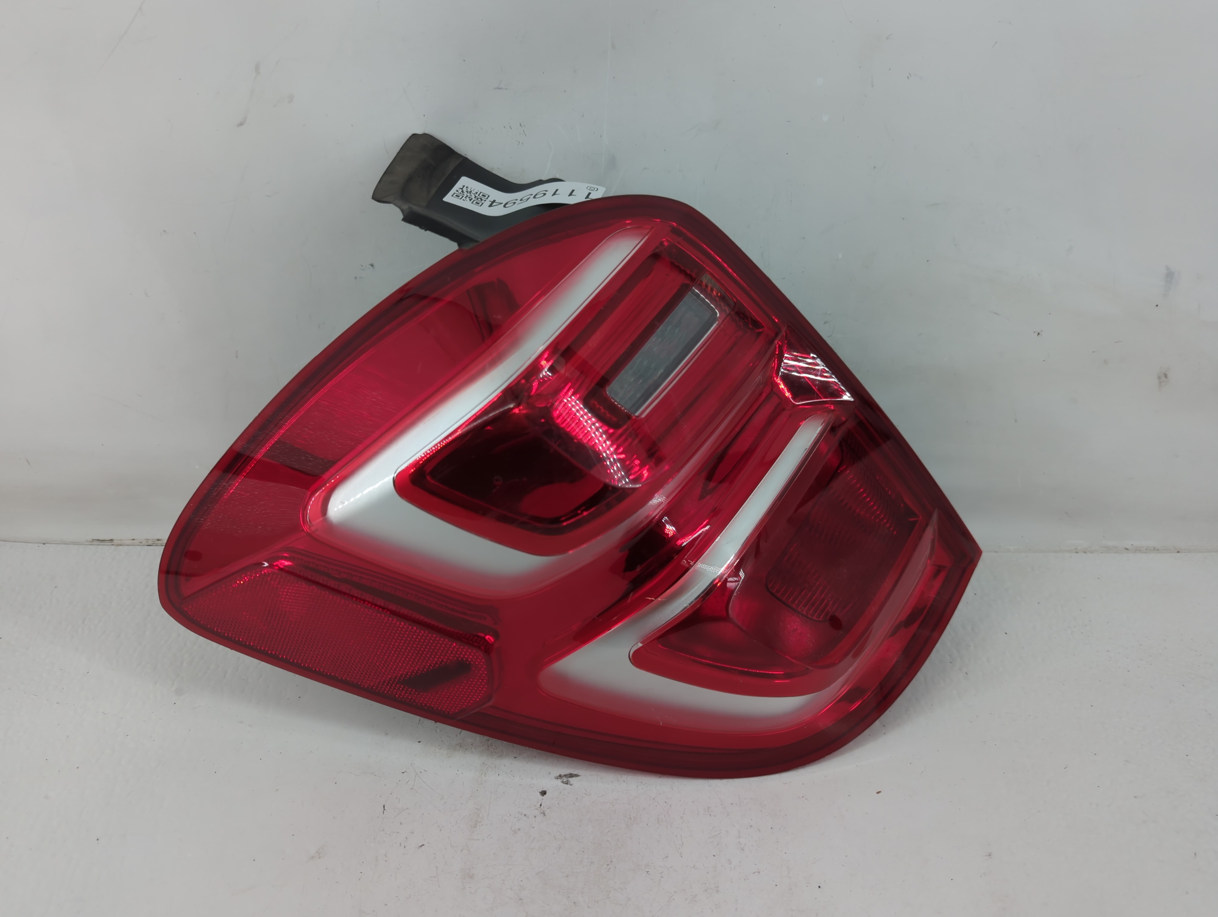 2016-2017 Chevrolet Equinox Driver Left Side Tail Light Taillight Oem 1119594 - Oemusedautoparts1.com