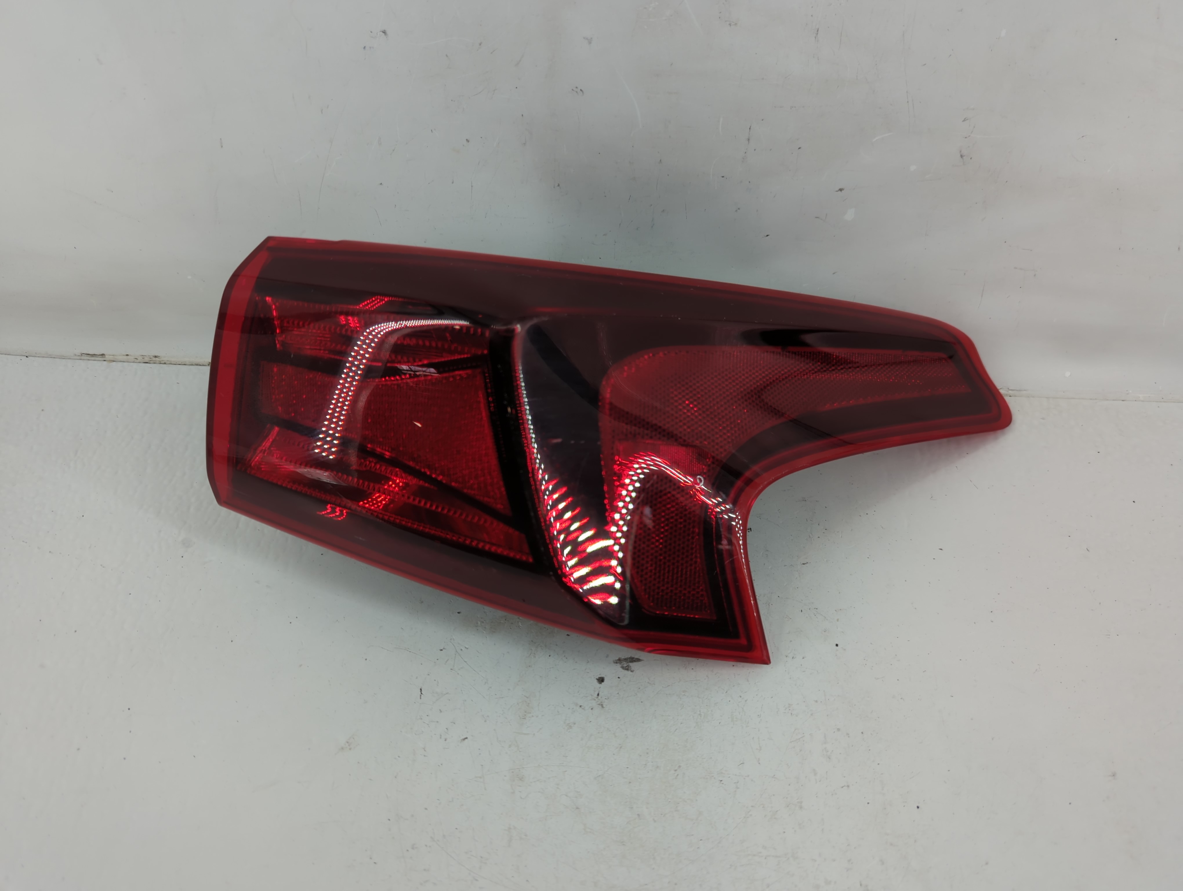 2019-2020 Hyundai Santa Fe Passenger Right Side Tail Light Taillight Oem 1119595 - Oemusedautoparts1.com