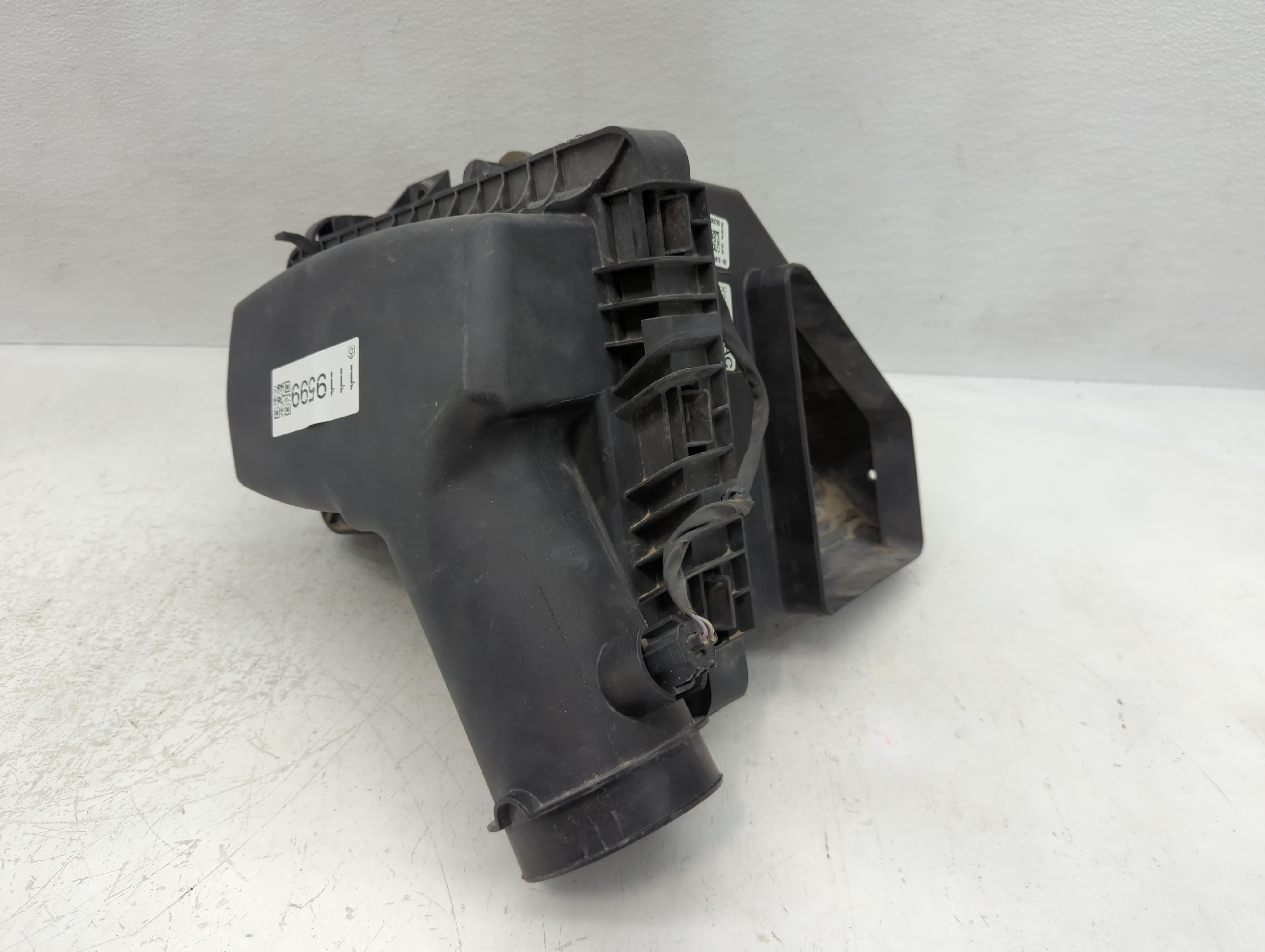 2018-2022 Ford Mustang Air Cleaner Intake-duct Hose Tube 1119599 - Oemusedautoparts1.com