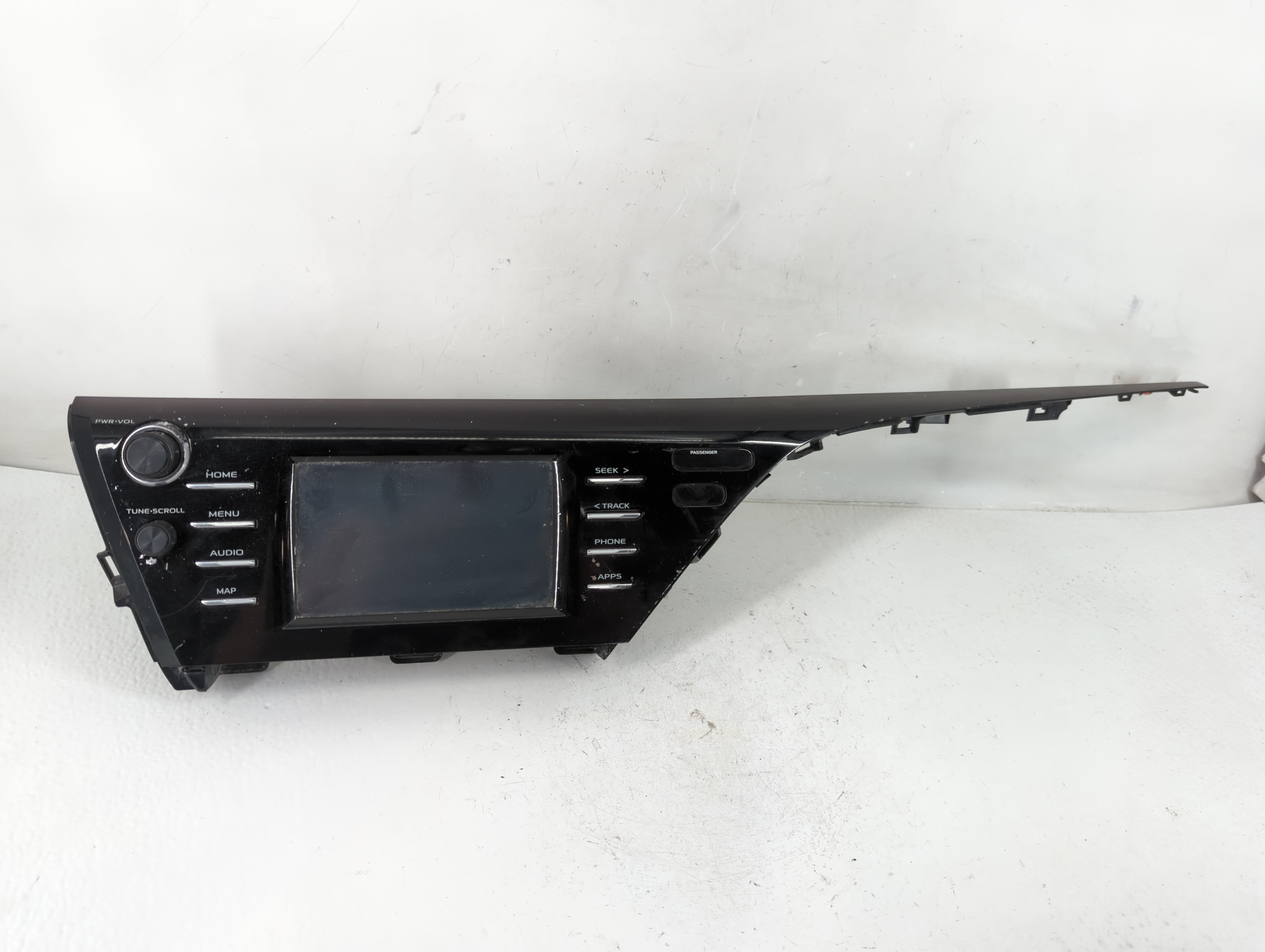 2019-2020 Toyota Camry Am Fm Cd Player Radio Receiver 1119633 - Oemusedautoparts1.com