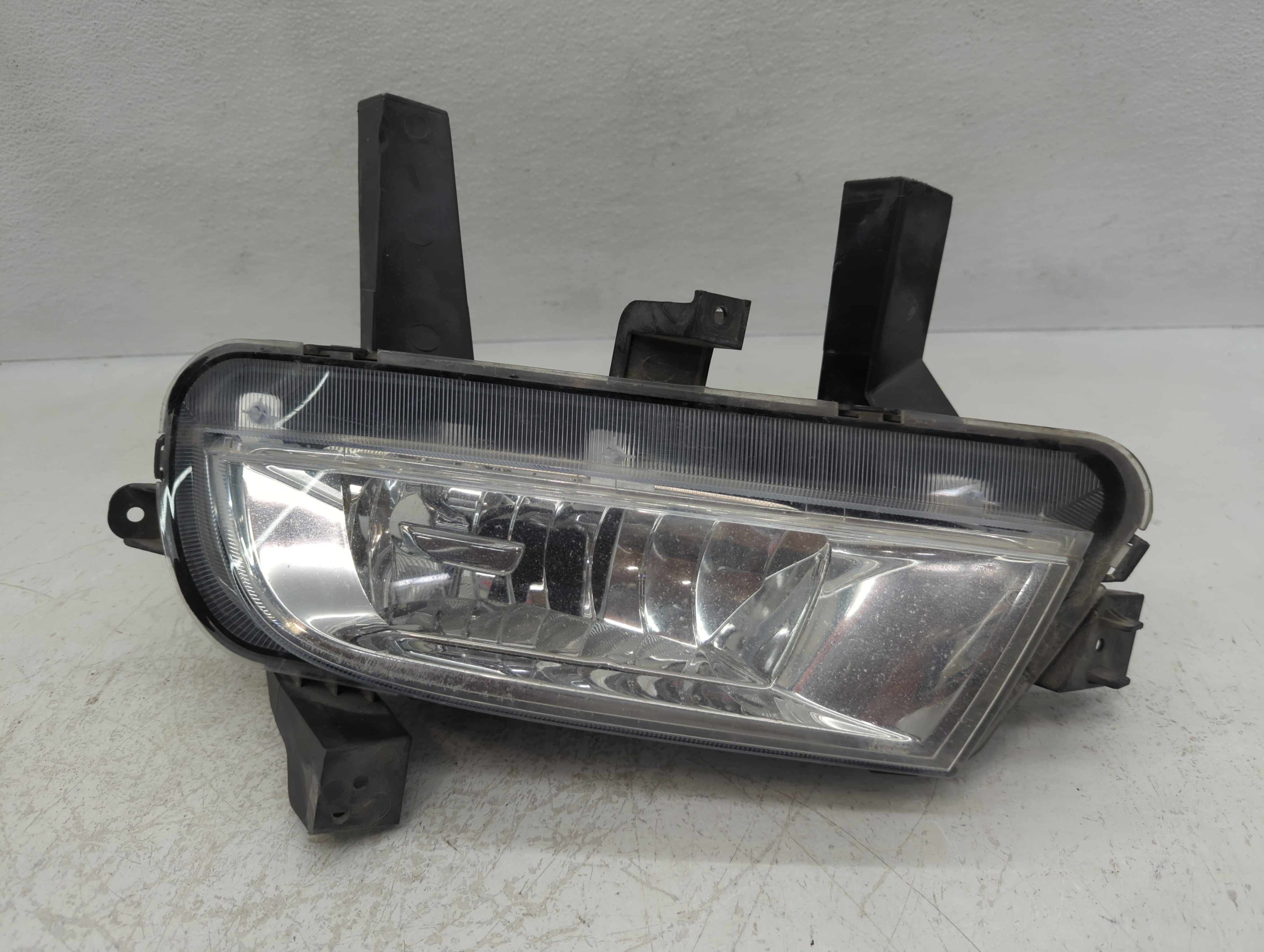 2014-2016 Buick Lacrosse Driver Left Oem Front Light Lamp 1119670 - Oemusedautoparts1.com