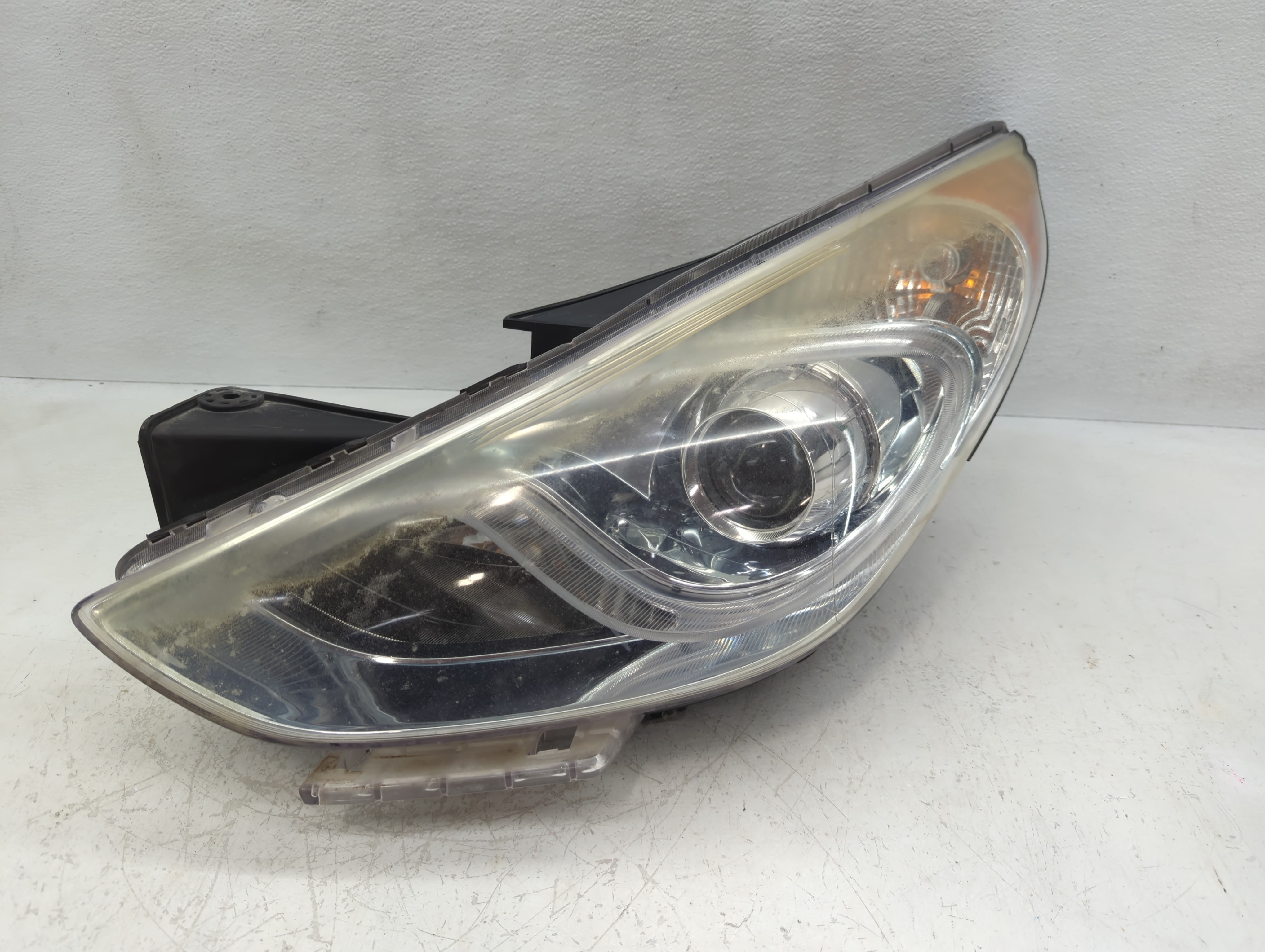 2011-2014 Hyundai Sonata Driver Left Oem Head Light Headlight Lamp 1119673 - Oemusedautoparts1.com